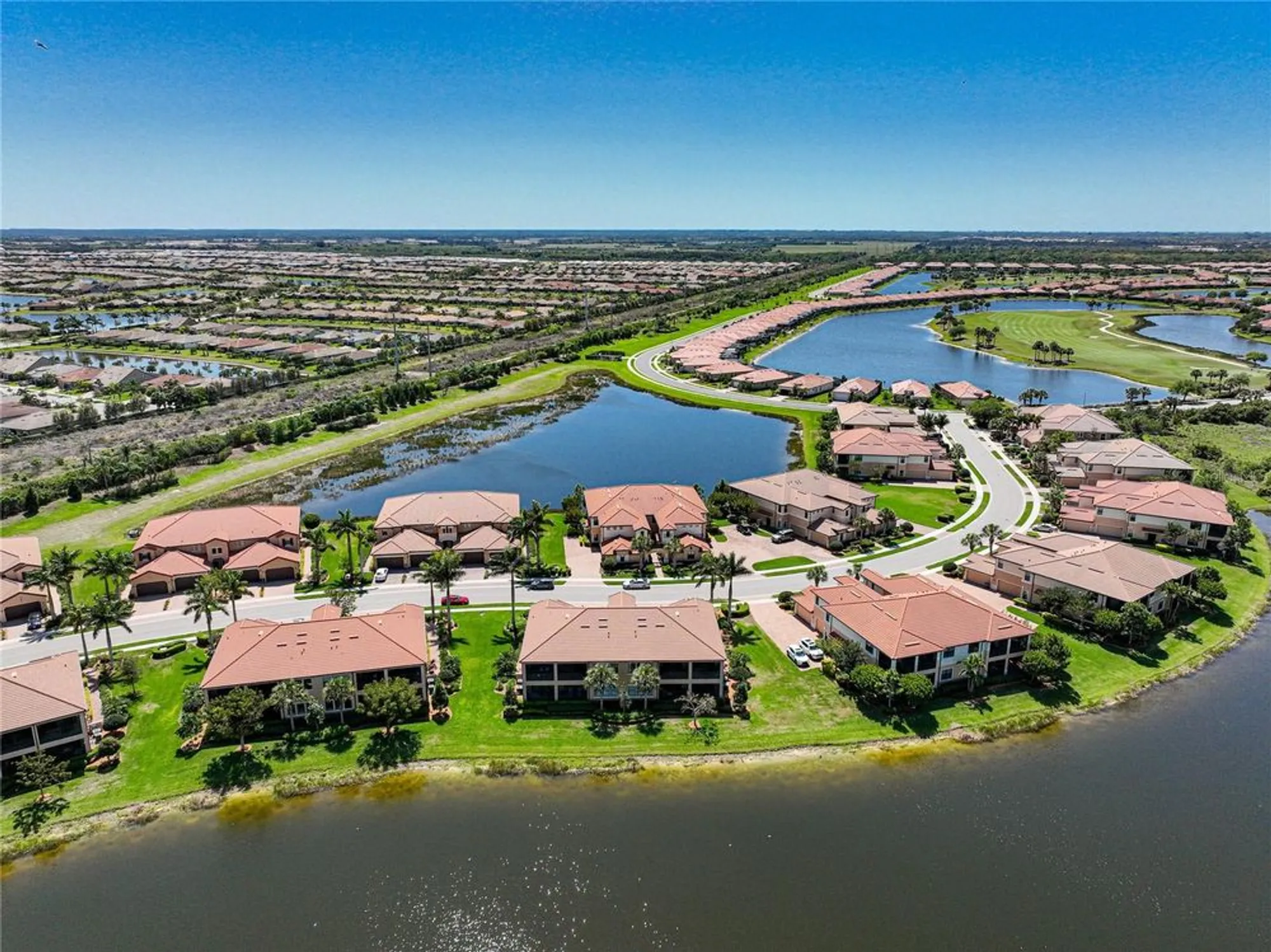 Property Slideshow image 33 of 41 | 23527 awabuki dr # 202, Venice, FL, 34293