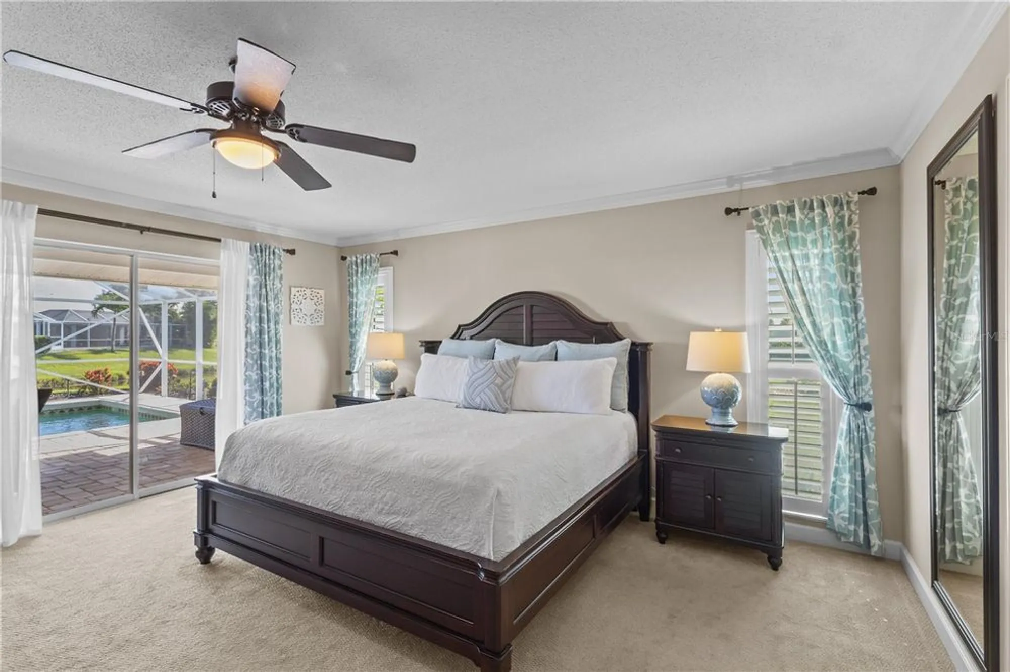 Property Slideshow image 24 of 64 | 557 warwick ct, Venice, FL, 34293