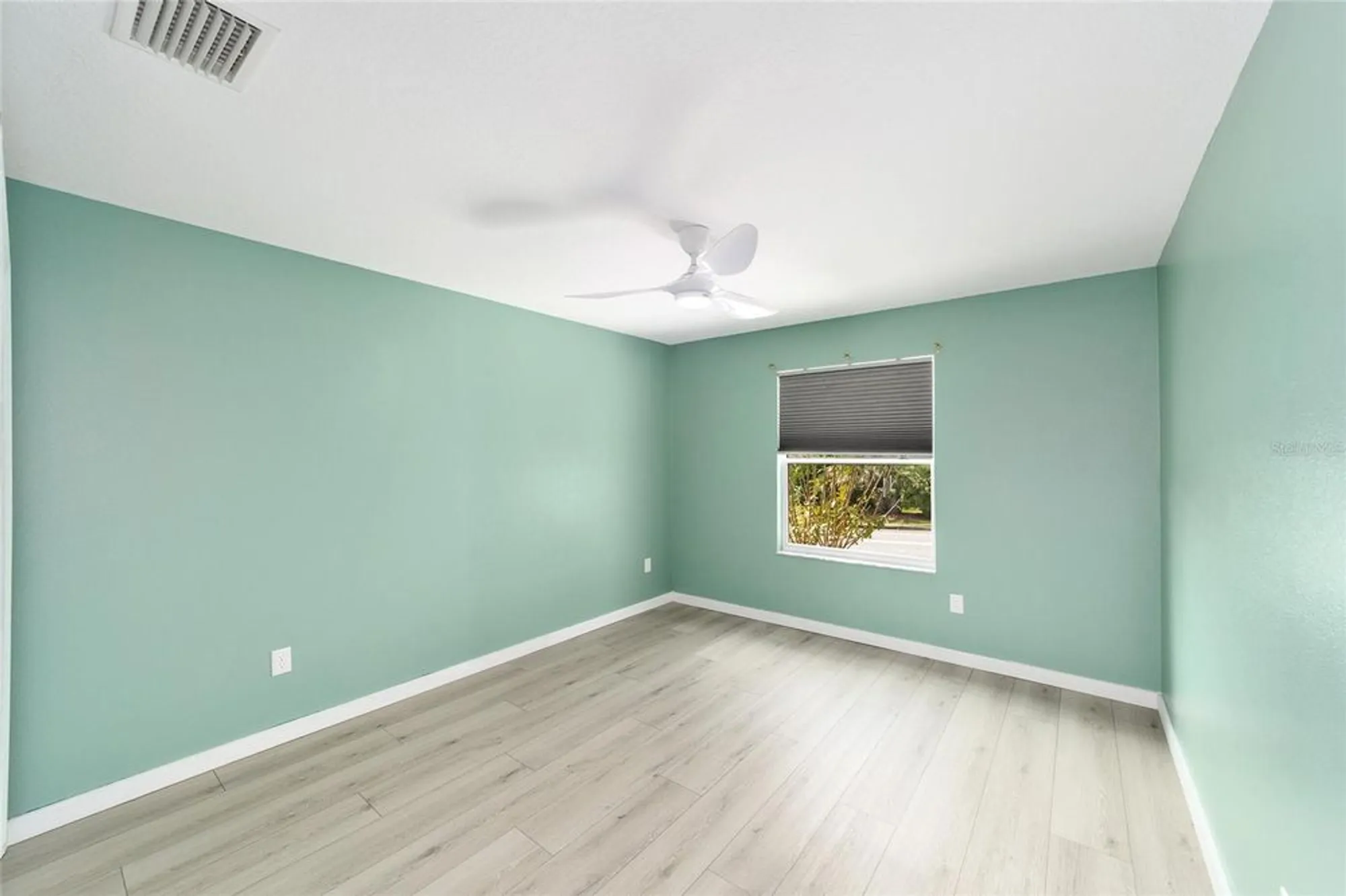 Property Slideshow image 25 of 36 | 2196 kerwood loop, The Villages, FL, 32162