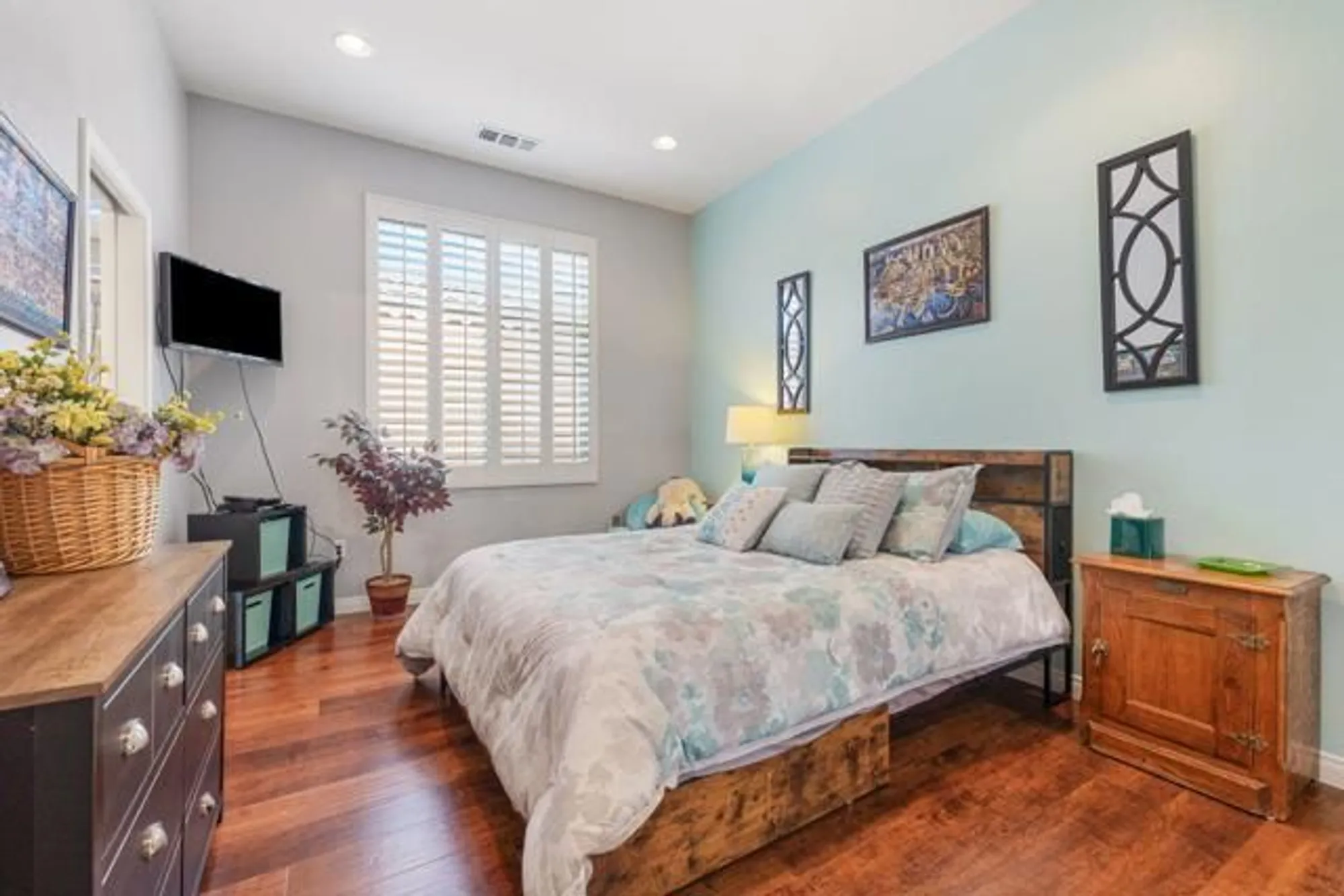 Property Slideshow image 35 of 59 | 78802 falsetto dr, Palm Desert, CA, 92211