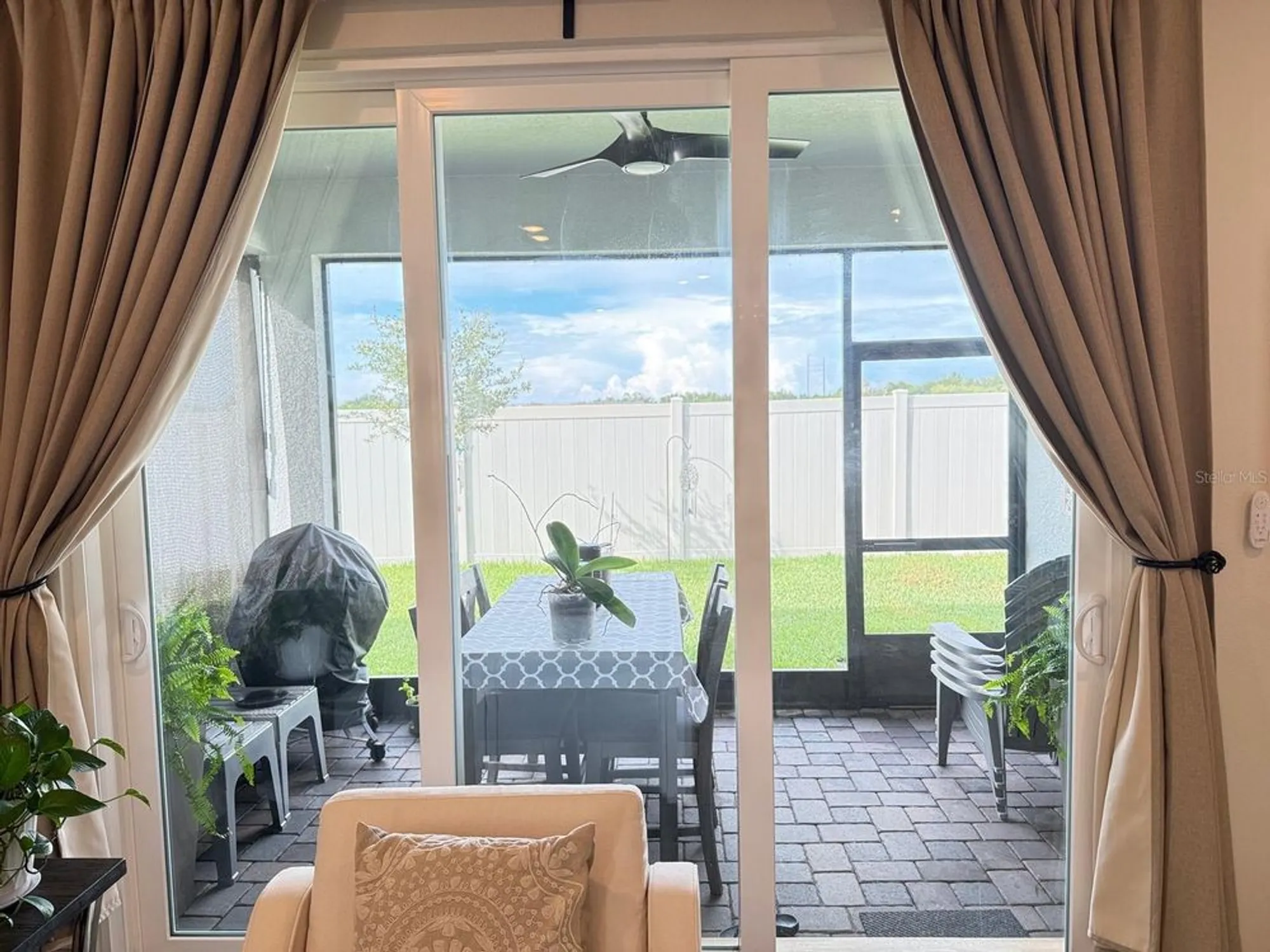 Property Slideshow image 9 of 18 | 1873 spring shower cir, Kissimmee, FL, 34744