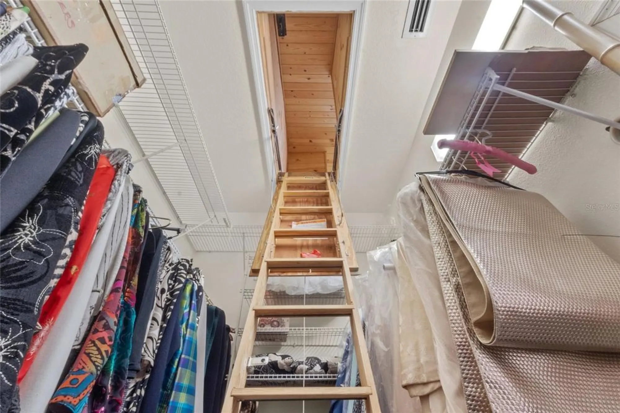 Property Slideshow image 54 of 86 | 1613 lancashire dr, Venice, FL, 34293