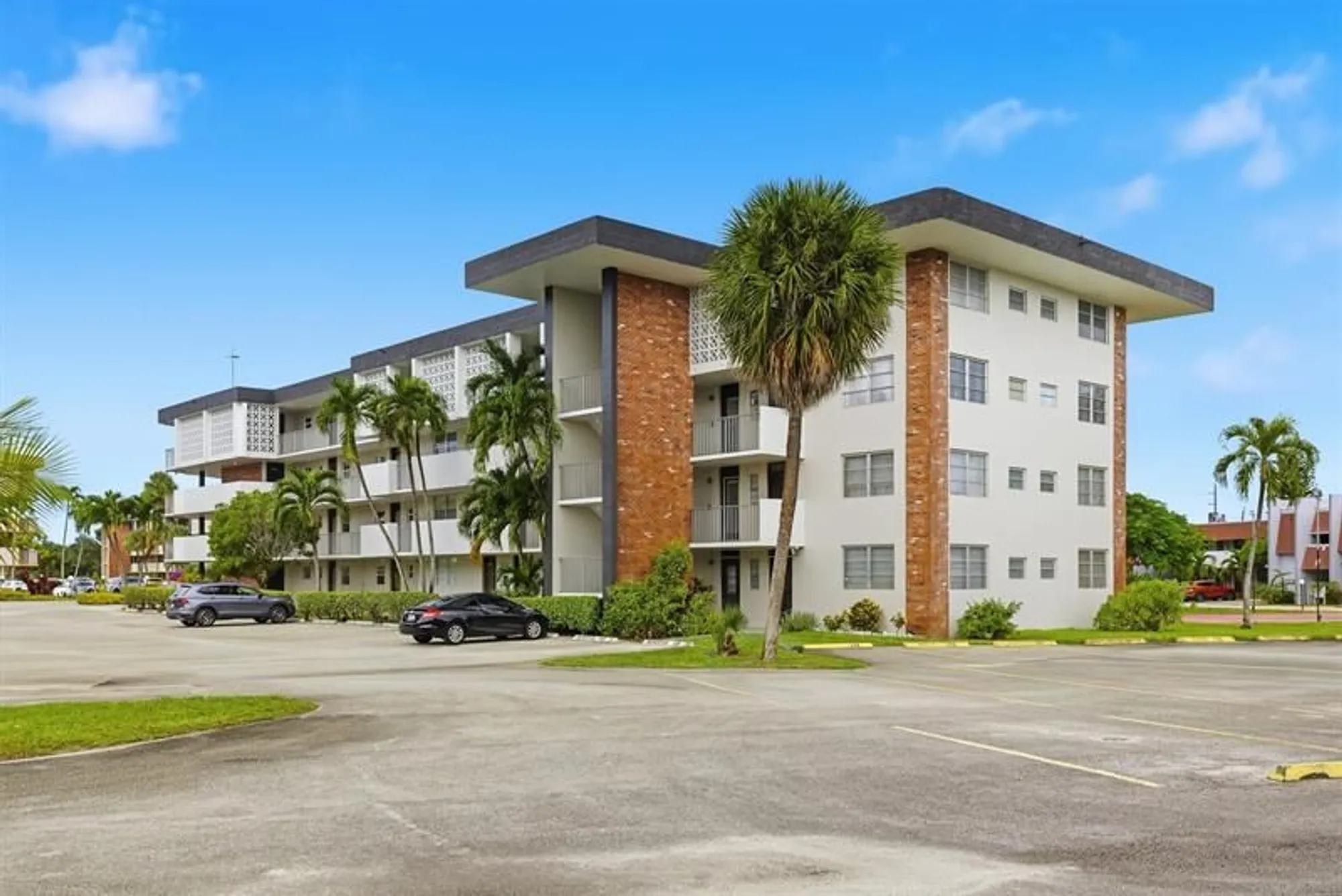 Property Slideshow image 31 of 44 | 2991 nw 46th ave 410, Lauderdale Lakes, FL, 33313