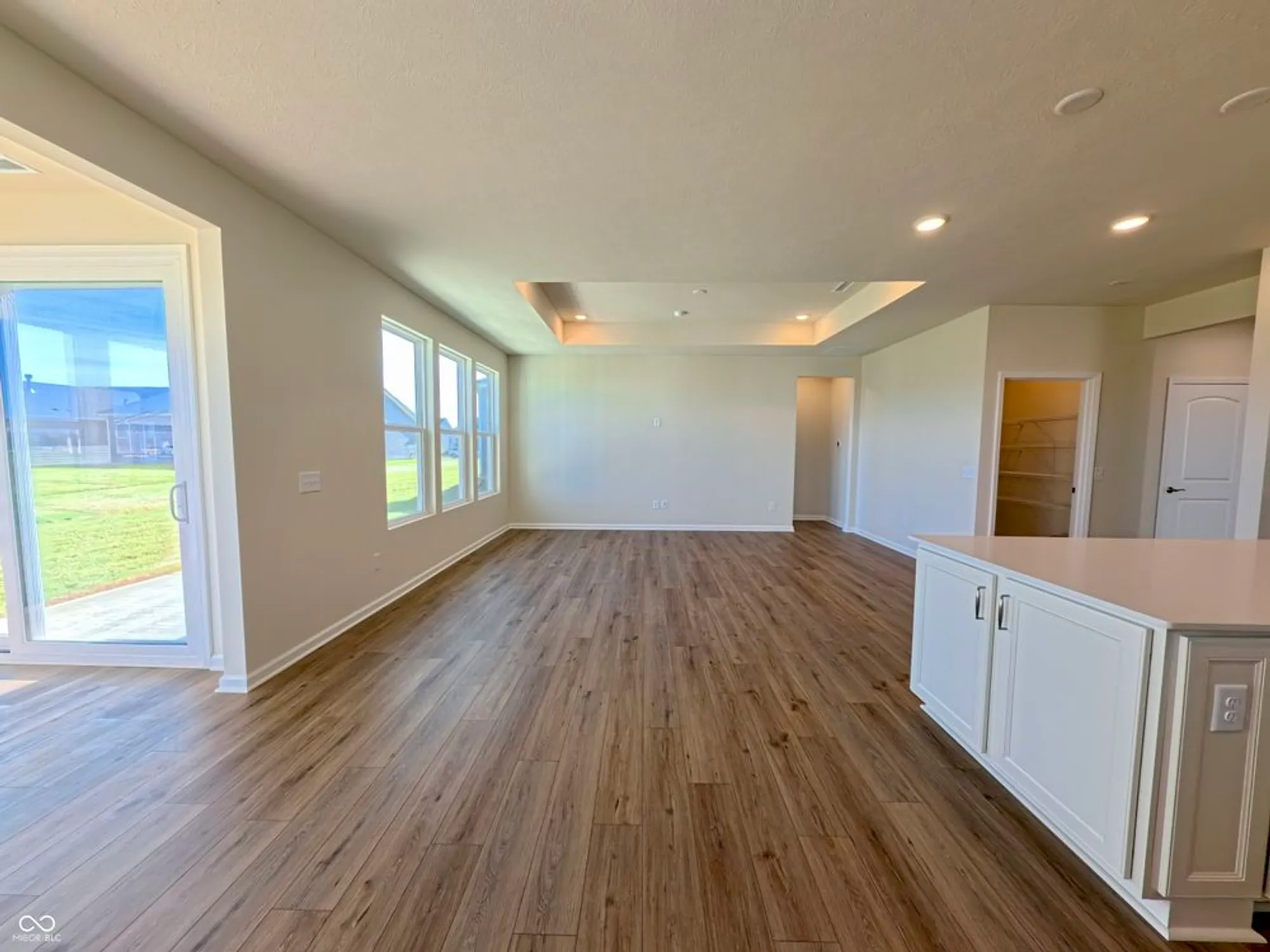 Property Slideshow image 30 of 61 | 811 daisy st, Greenwood, IN, 46143