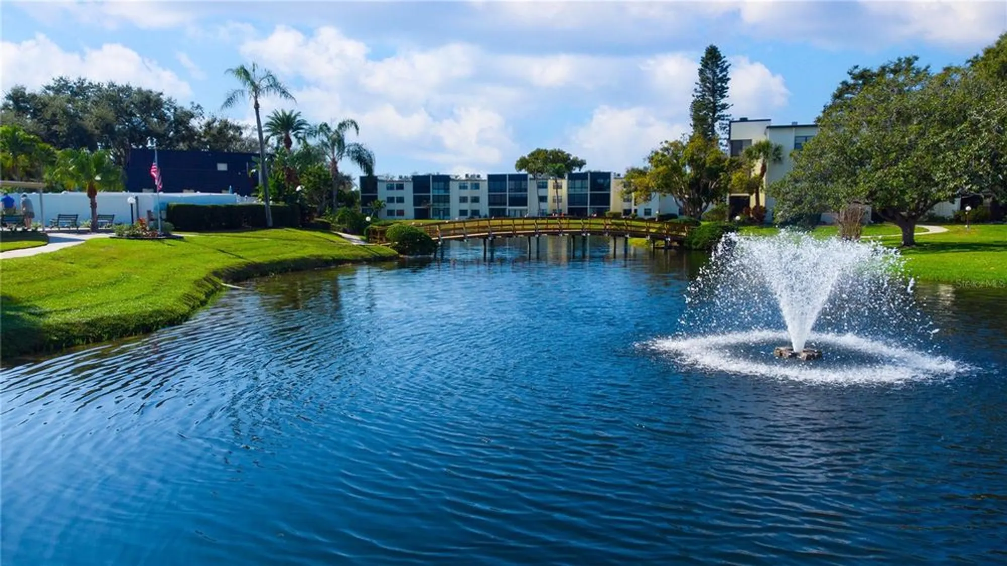 Property Slideshow image 32 of 37 | 14130 rosemary ln 4211, Largo, FL, 33774