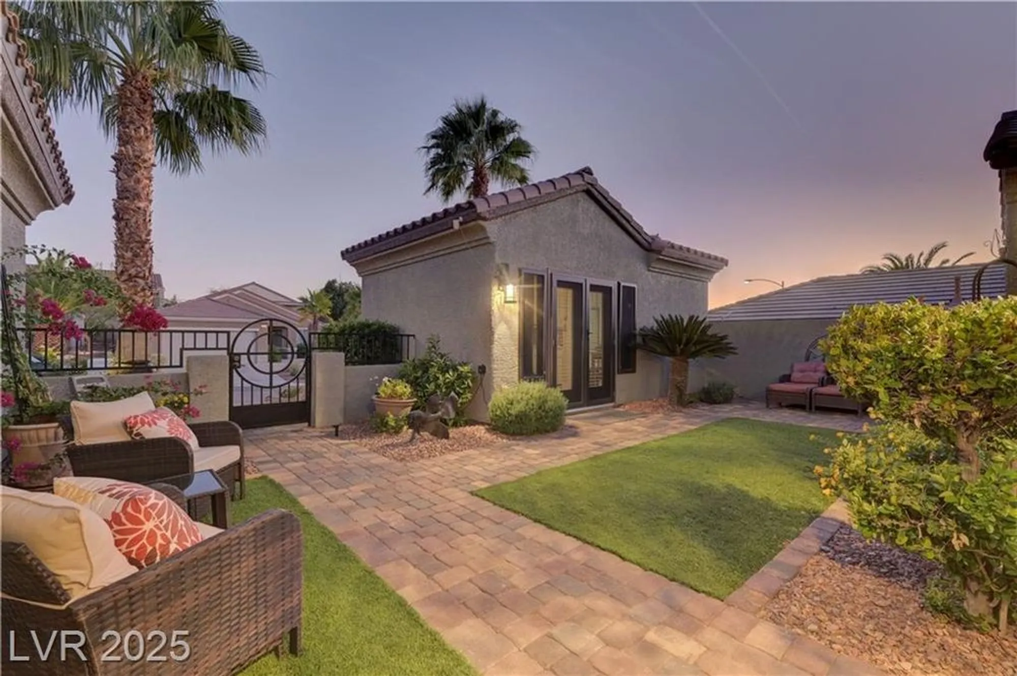 Property Slideshow image 6 of 50 | 3034 hickory valley rd, Henderson, NV, 89052