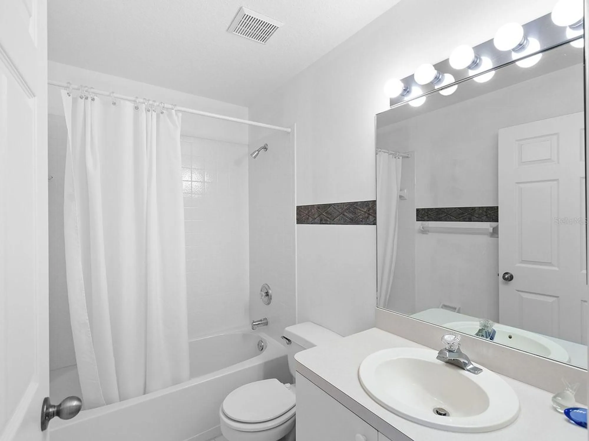 Property Slideshow image 22 of 40 | 502 islamorada blvd # 10, Punta Gorda, FL, 33955