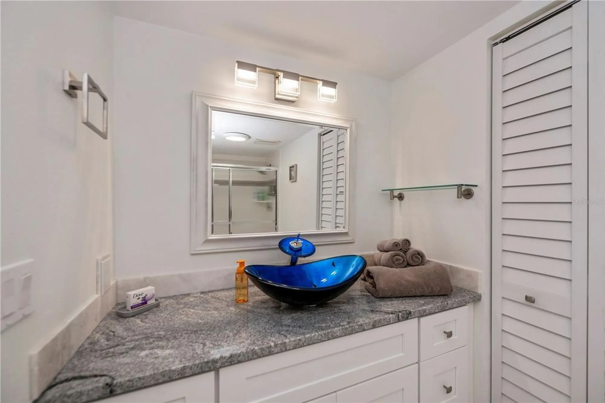 Property Slideshow image 34 of 59 | 262 cerromar way 53, Venice, FL, 34293