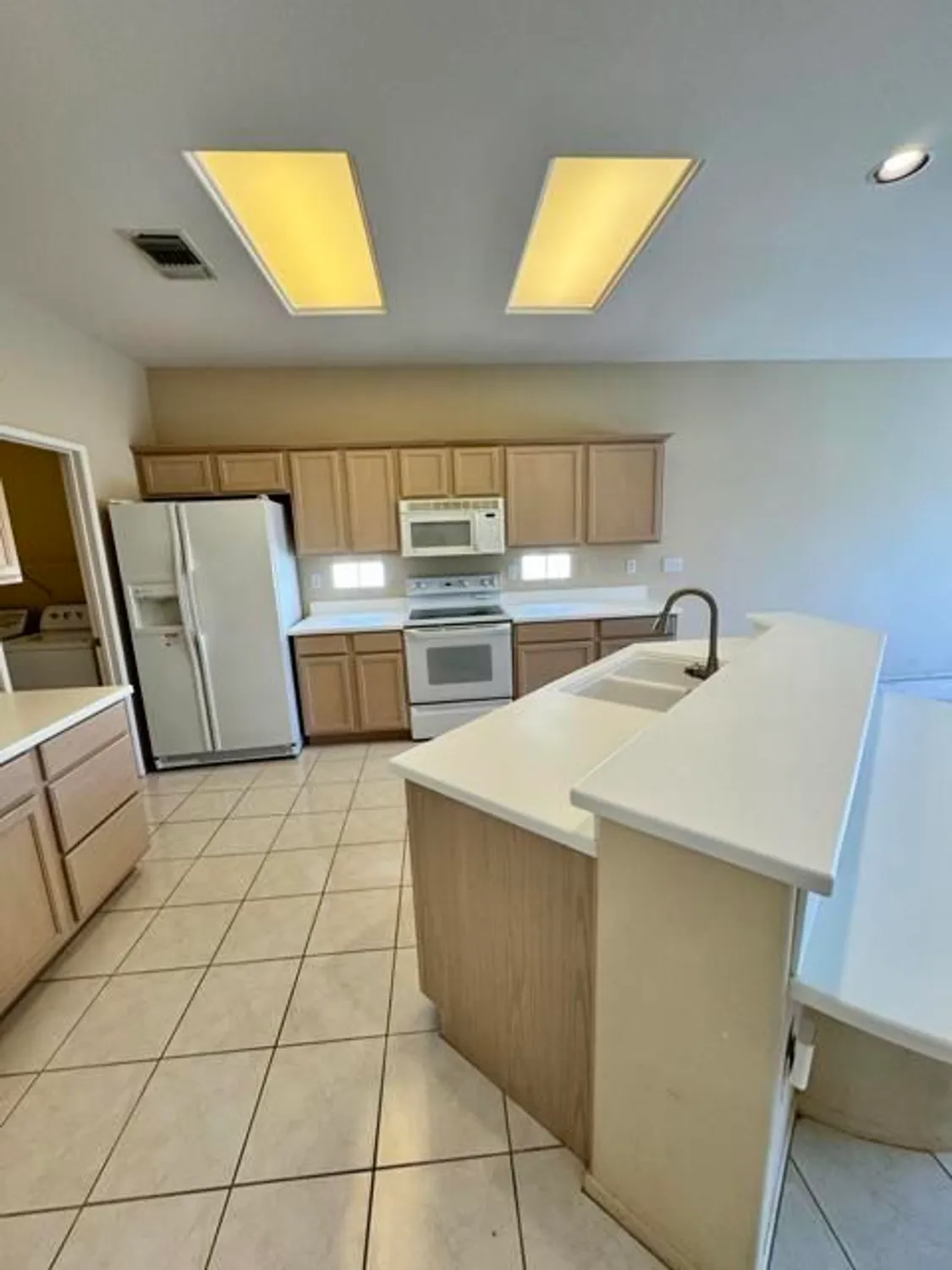 Property Slideshow image 8 of 27 | 78976 apricot ln, Palm Desert, CA, 92211