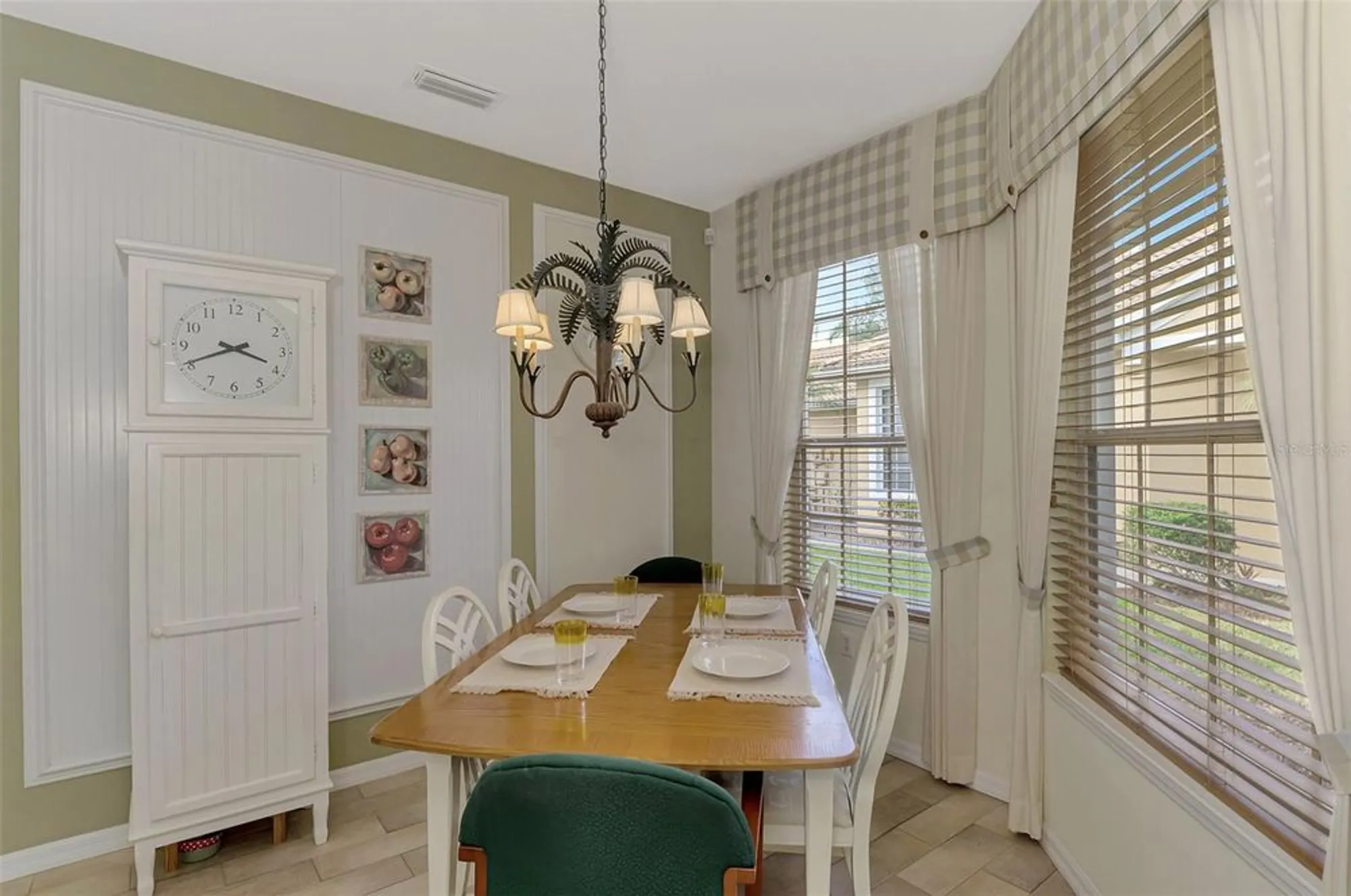 Property Slideshow image 16 of 51 | 4259 whispering oaks dr, North Port, FL, 34287