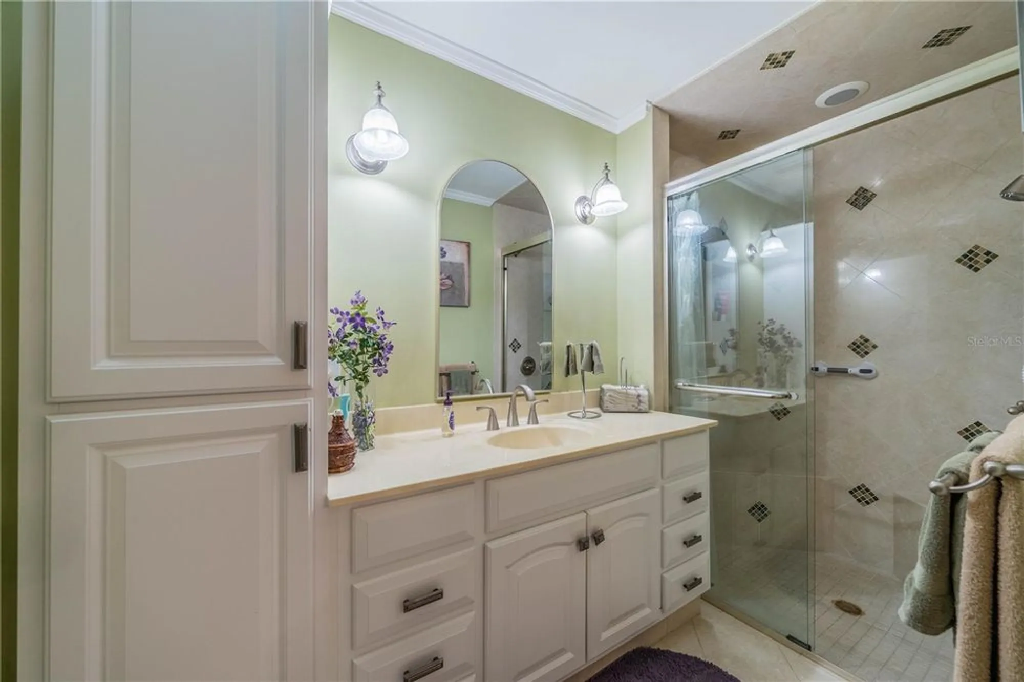 Property Slideshow image 13 of 34 | 2035 hampstead cir # 275, Sun City Center, FL, 33573