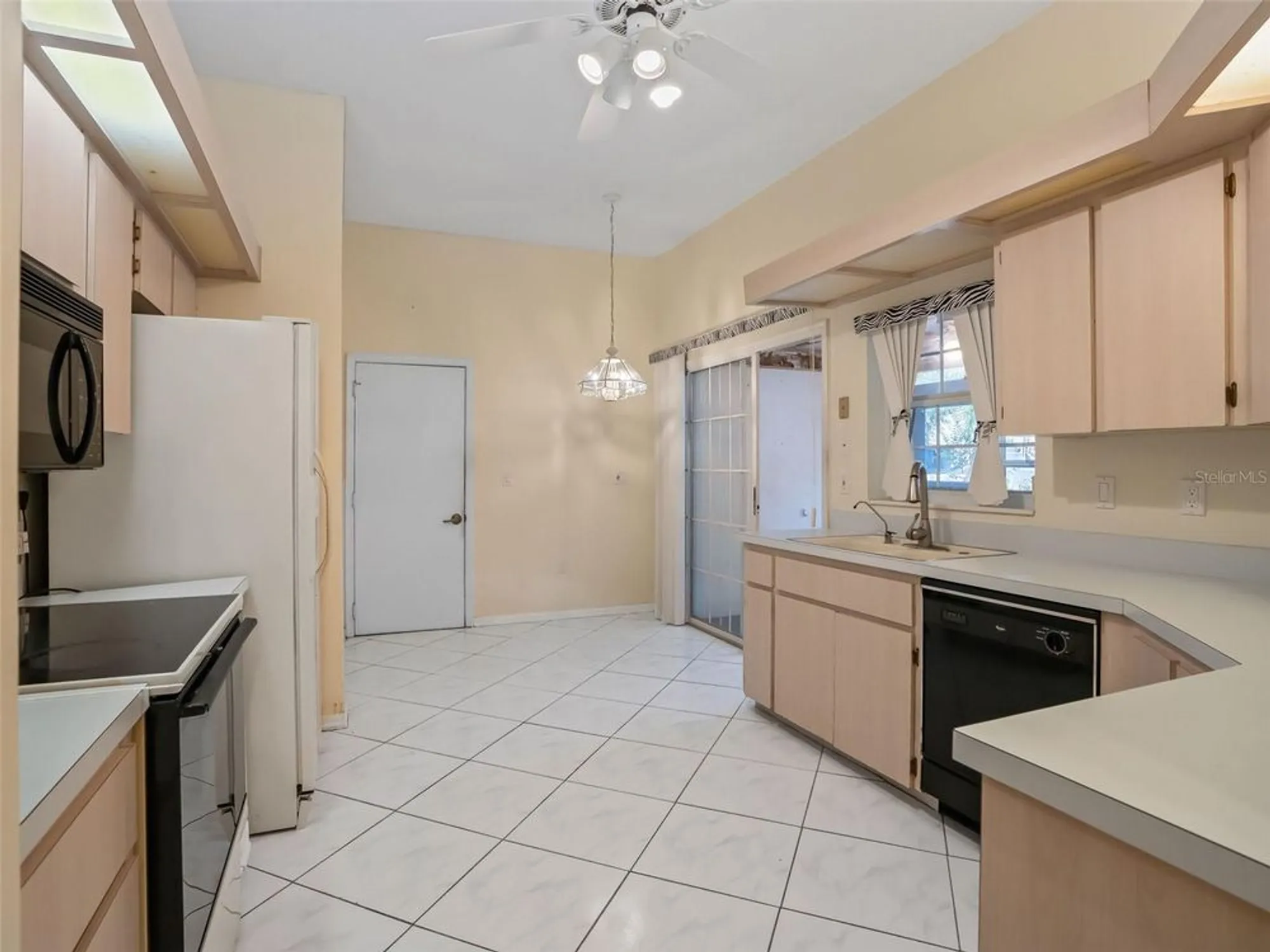 Property Slideshow image 16 of 47 | 8063 sw 115th loop, Ocala, FL, 34481