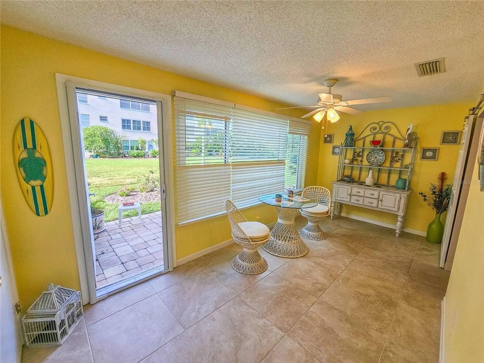 Property Slideshow image 8 of 32 | 2960 59th st 105, Gulfport, FL, 33707