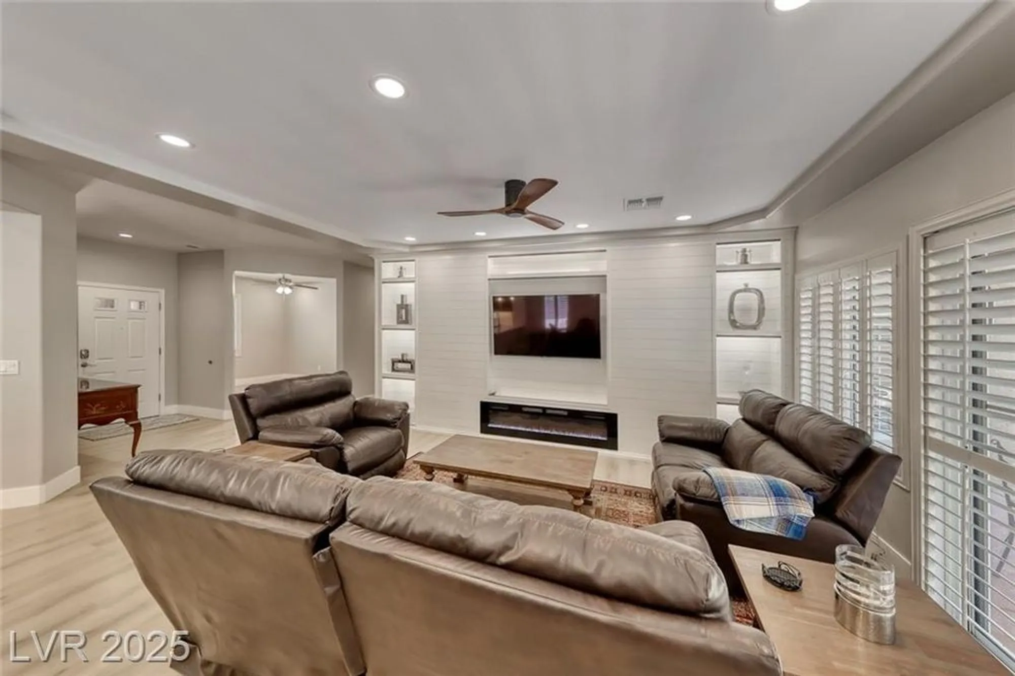 Property Slideshow image 9 of 50 | 3001 walnut park ct, Henderson, NV, 89052