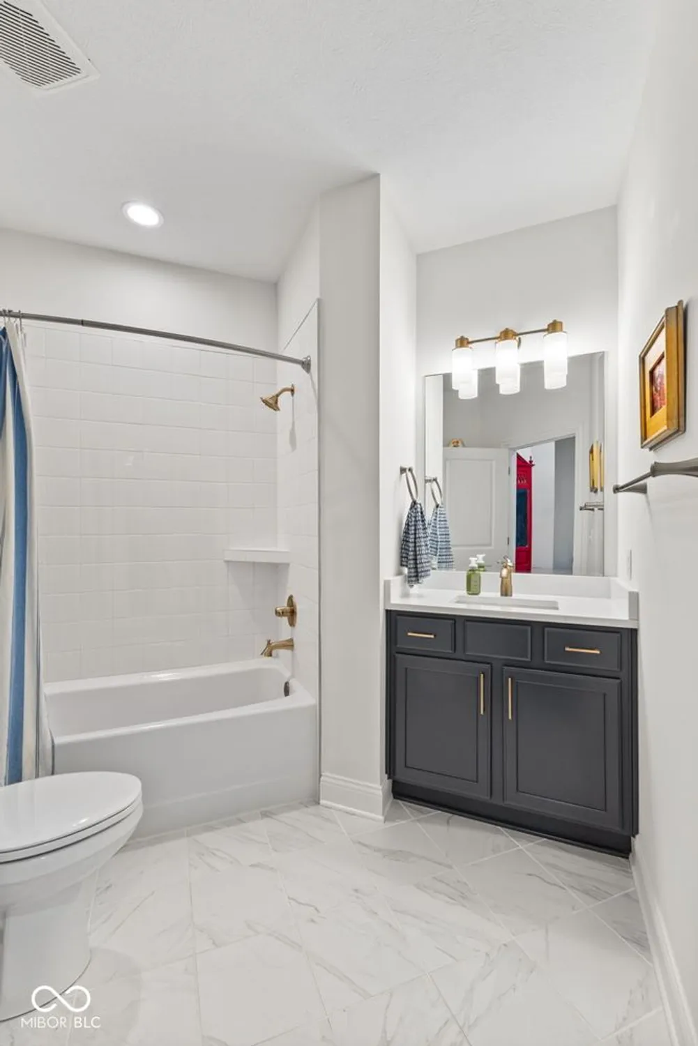 Property Slideshow image 31 of 55 | 2460 collins dr, Westfield, IN, 46074