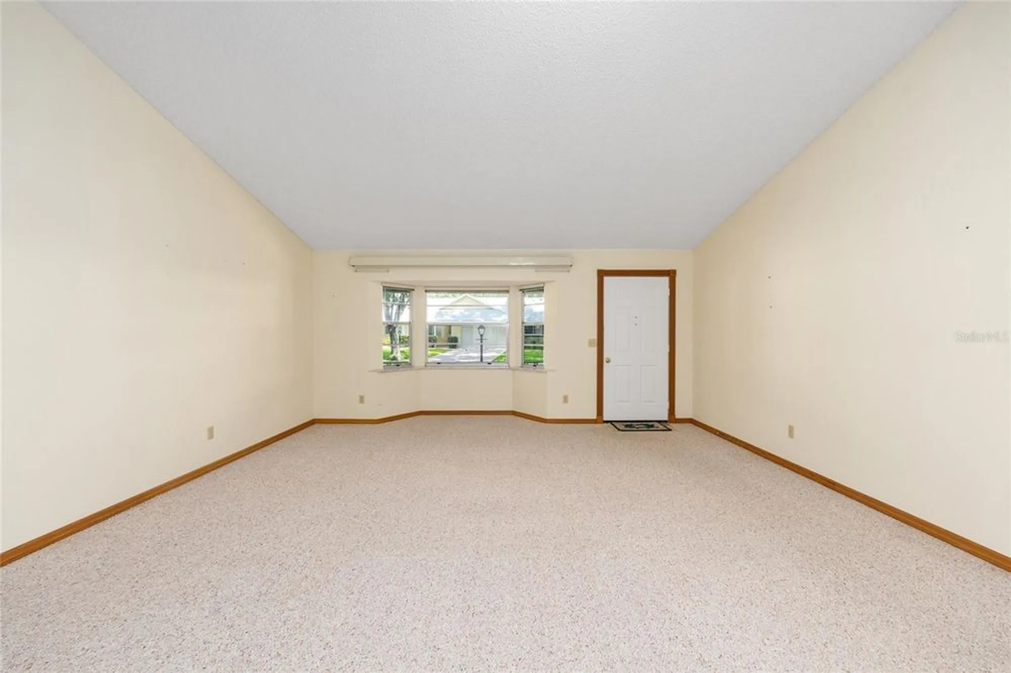 Property Slideshow image 12 of 46 | 8552 sw 92nd ln d, Ocala, FL, 34481