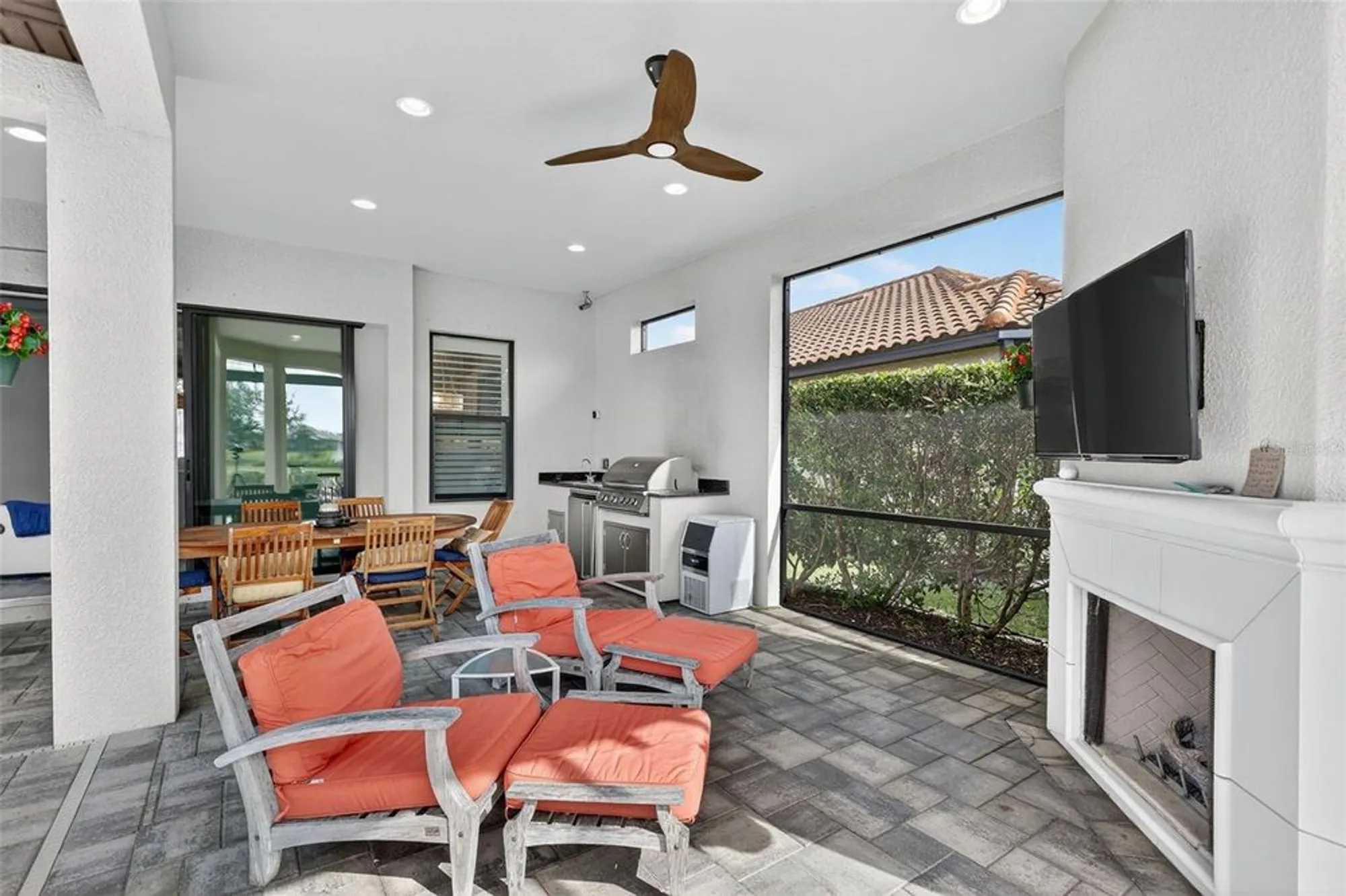 Property Slideshow image 40 of 87 | 13208 sorrento way, Bradenton, FL, 34211