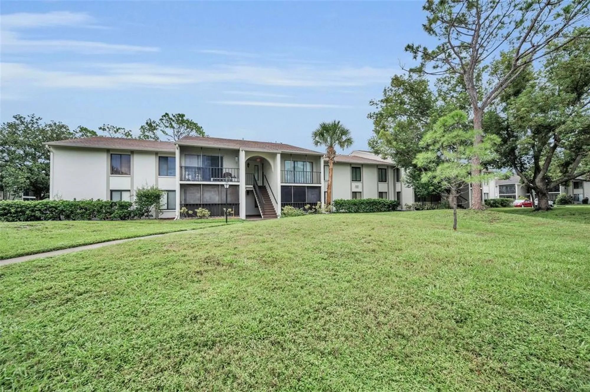 Property Slideshow image 37 of 70 | 2687 pine ridge way e1, Palm Harbor, FL, 34684