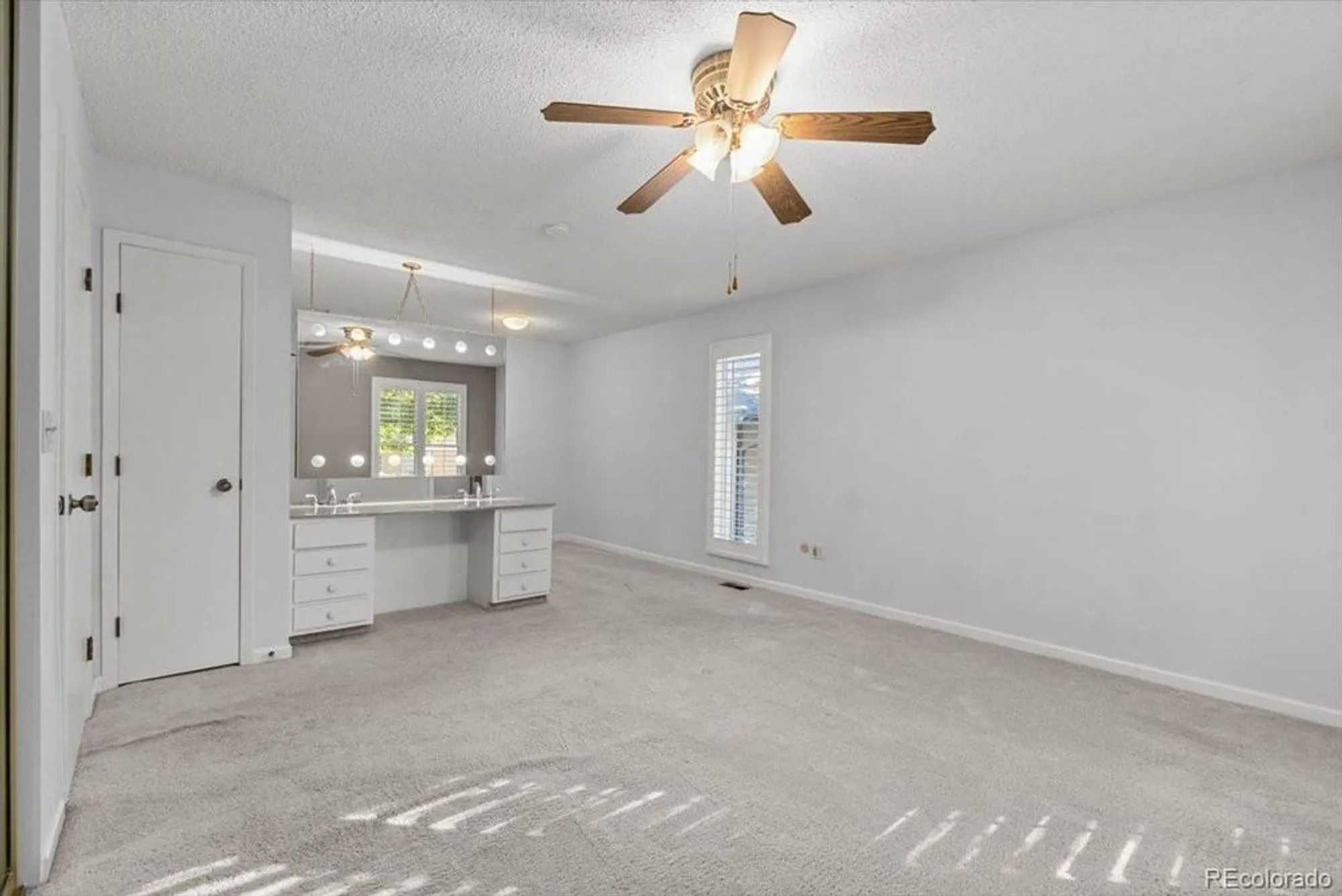 Property Slideshow image 8 of 30 | 51 douglas dr, Broomfield, CO, 80020