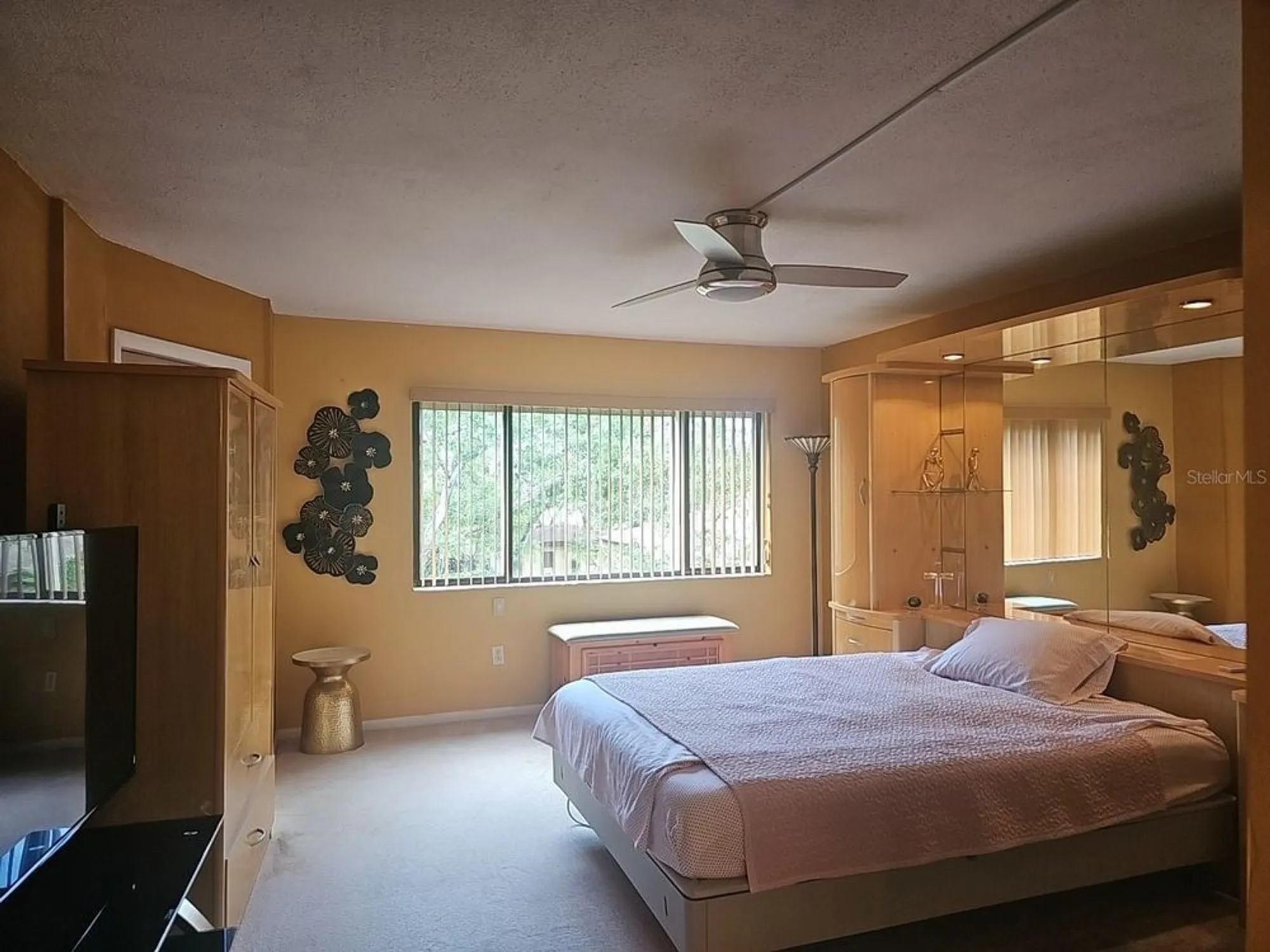 Property Slideshow image 26 of 33 | 3076 eastland blvd 210, Clearwater, FL, 33761