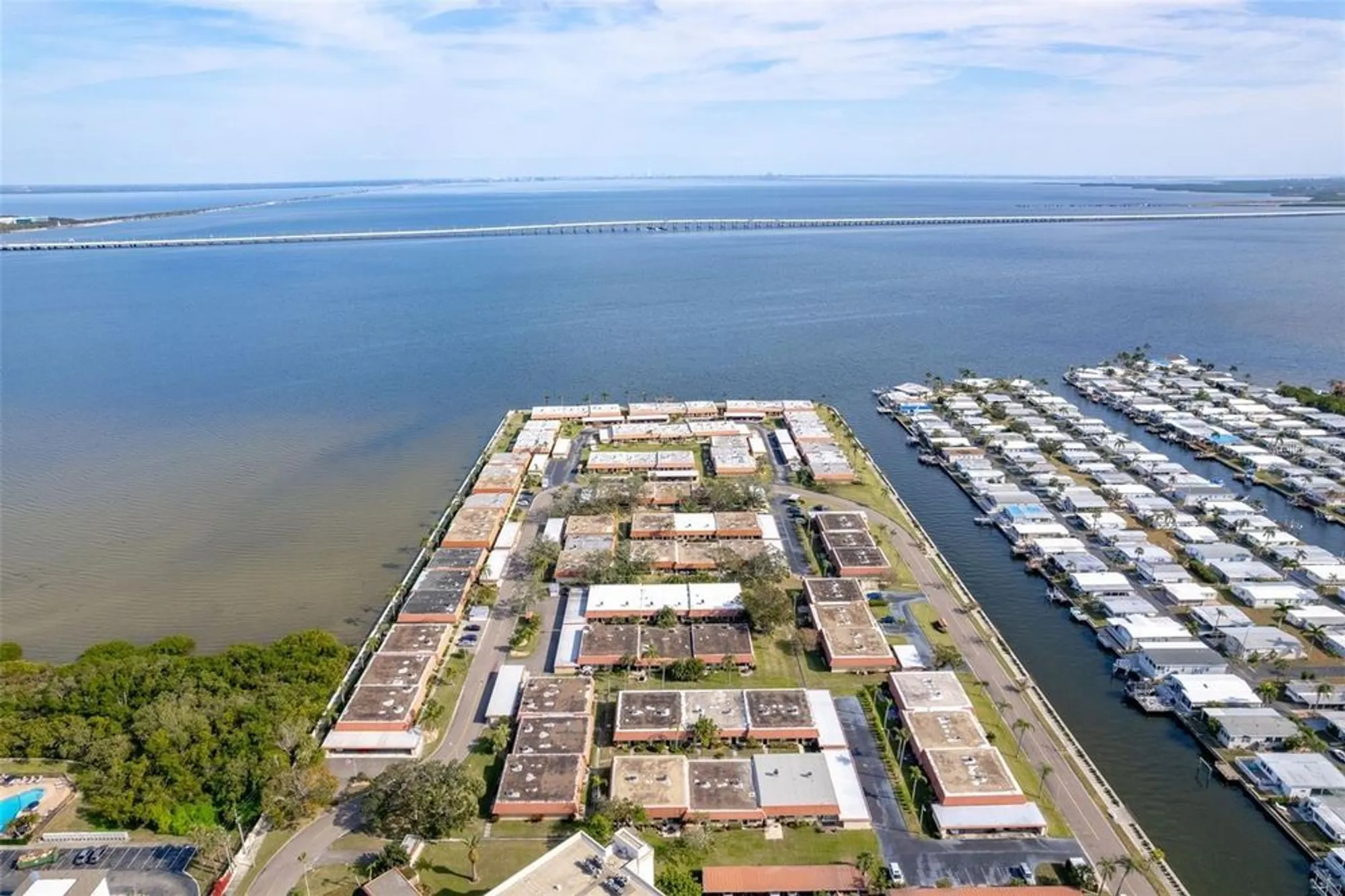 Property Slideshow image 21 of 40 | 19029 us highway 19 apt 25d, Clearwater, FL, 33764