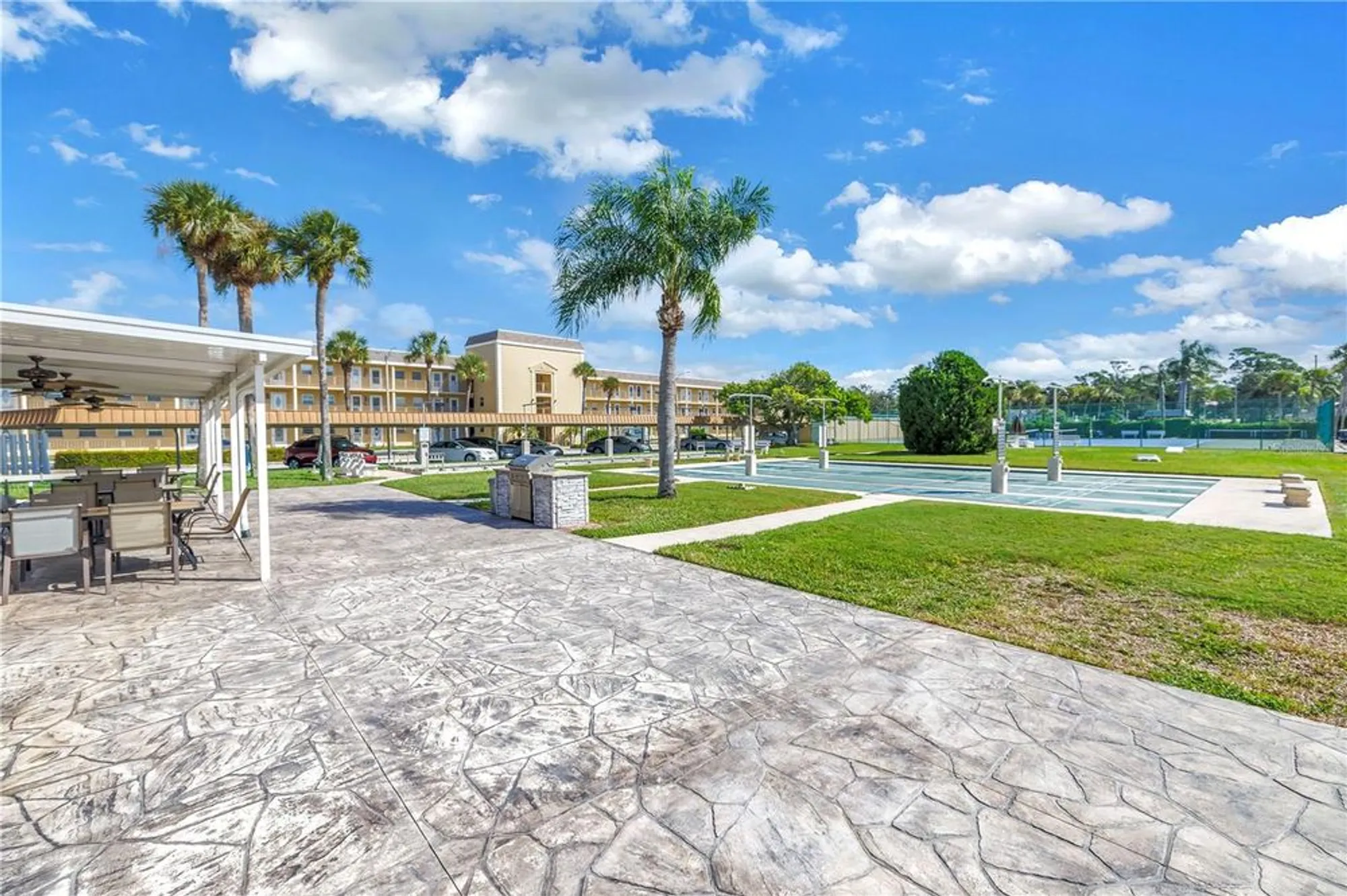 Property Slideshow image 77 of 97 | 433 boca ciega point blvd s # 1012, St Petersburg, FL, 33708