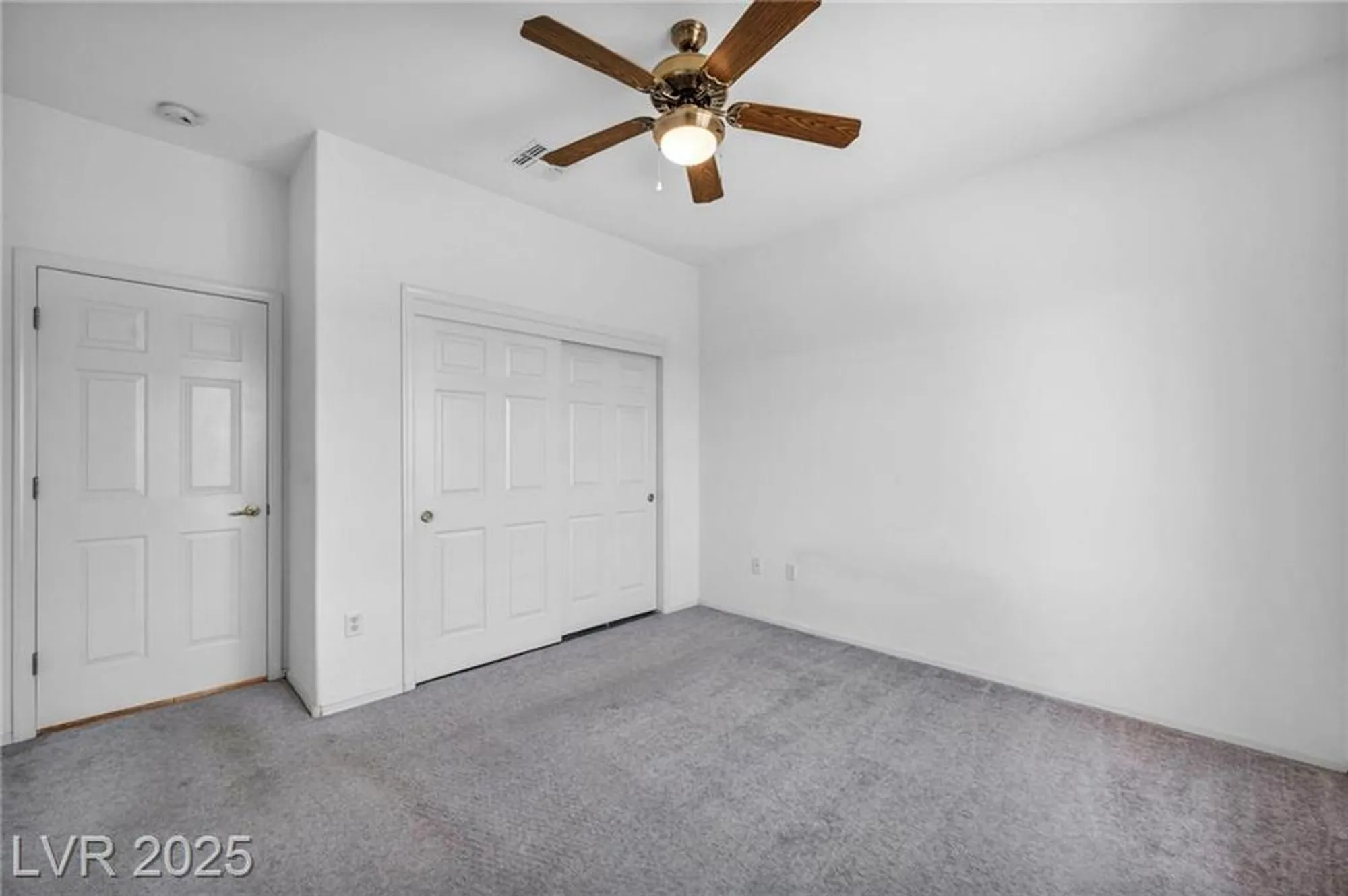Property Slideshow image 52 of 71 | 2567 evening sky dr, Henderson, NV, 89052