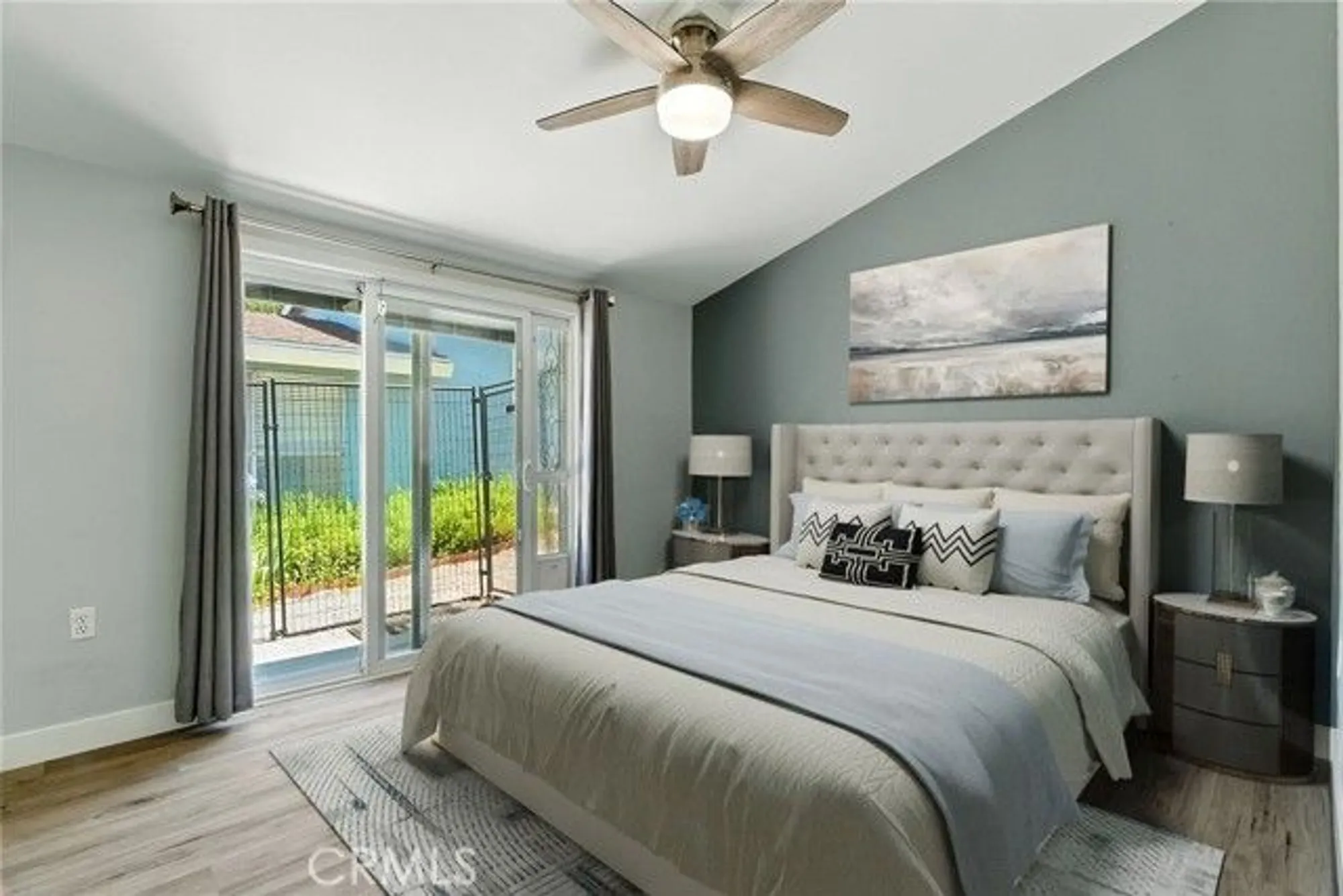 Property Slideshow image 19 of 53 | 26745 oak crossing rd d, Newhall, CA, 91321