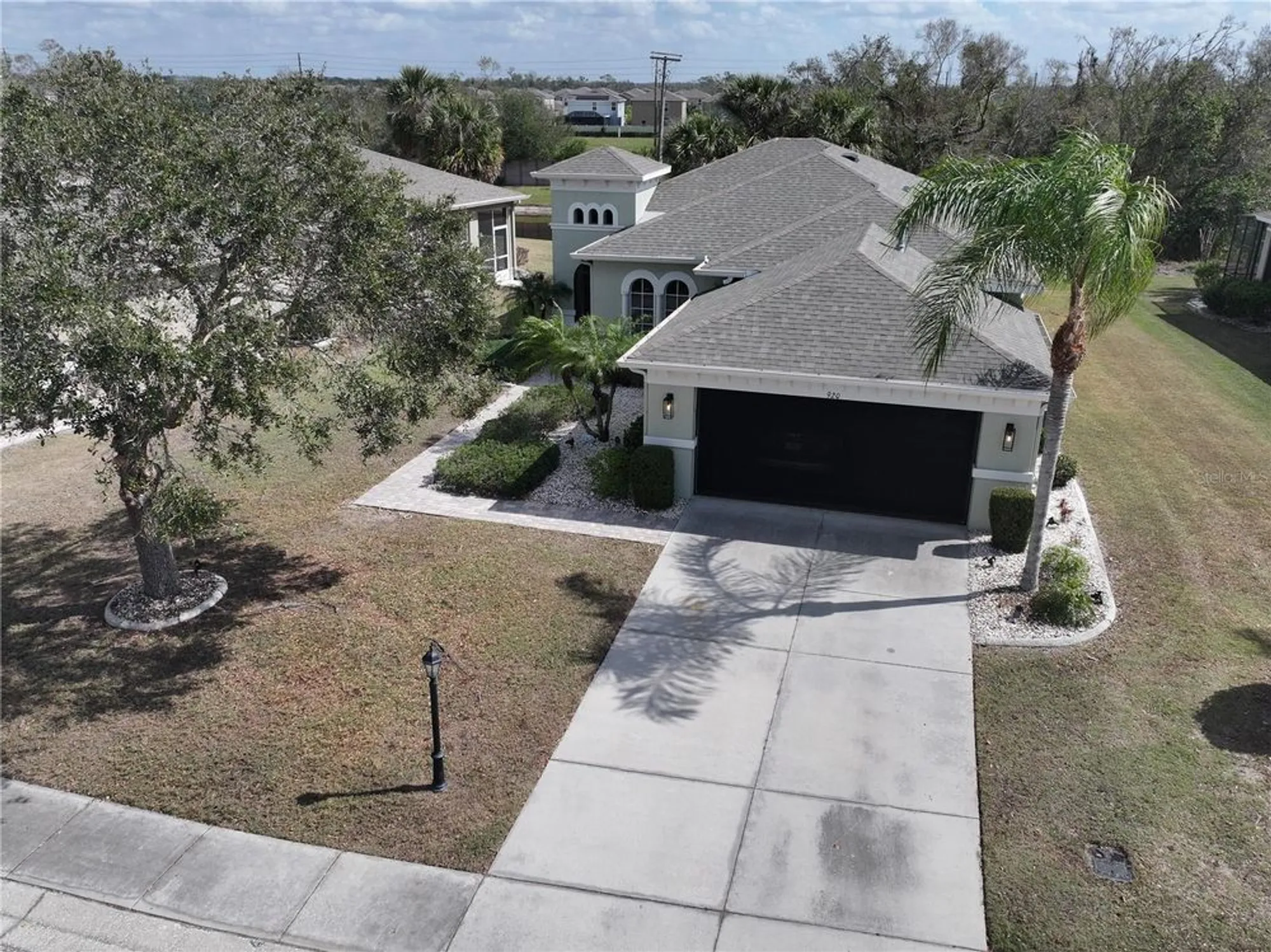 Property Slideshow image 1 of 44 | 920 regal manor way, Sun City Center, FL, 33573