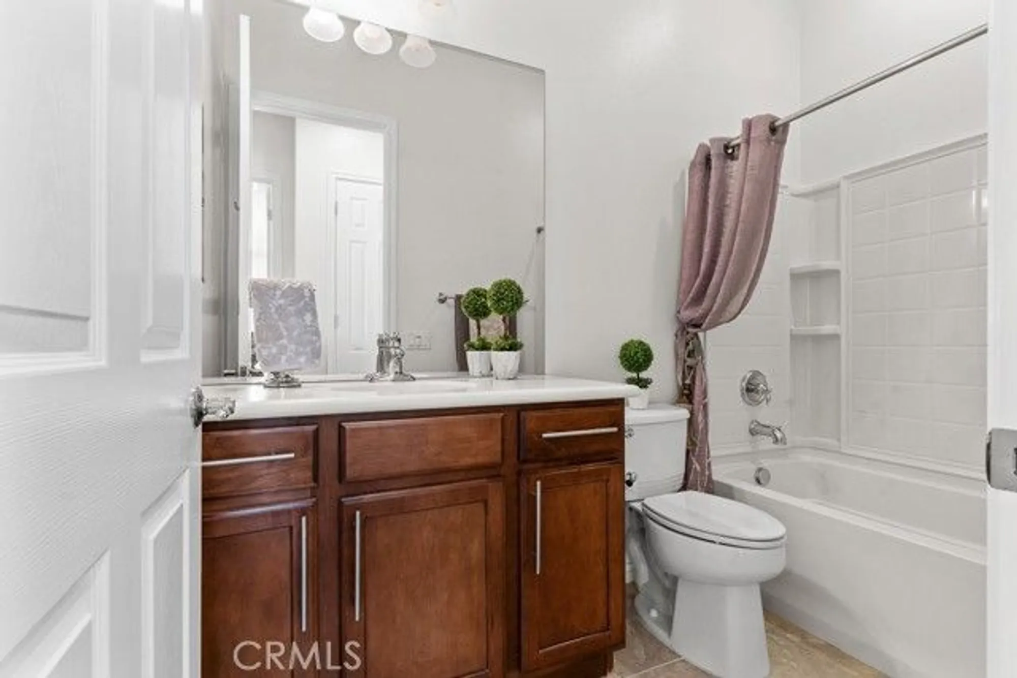 Property Slideshow image 22 of 36 | 5675 corte benisa, Hemet, CA, 92545