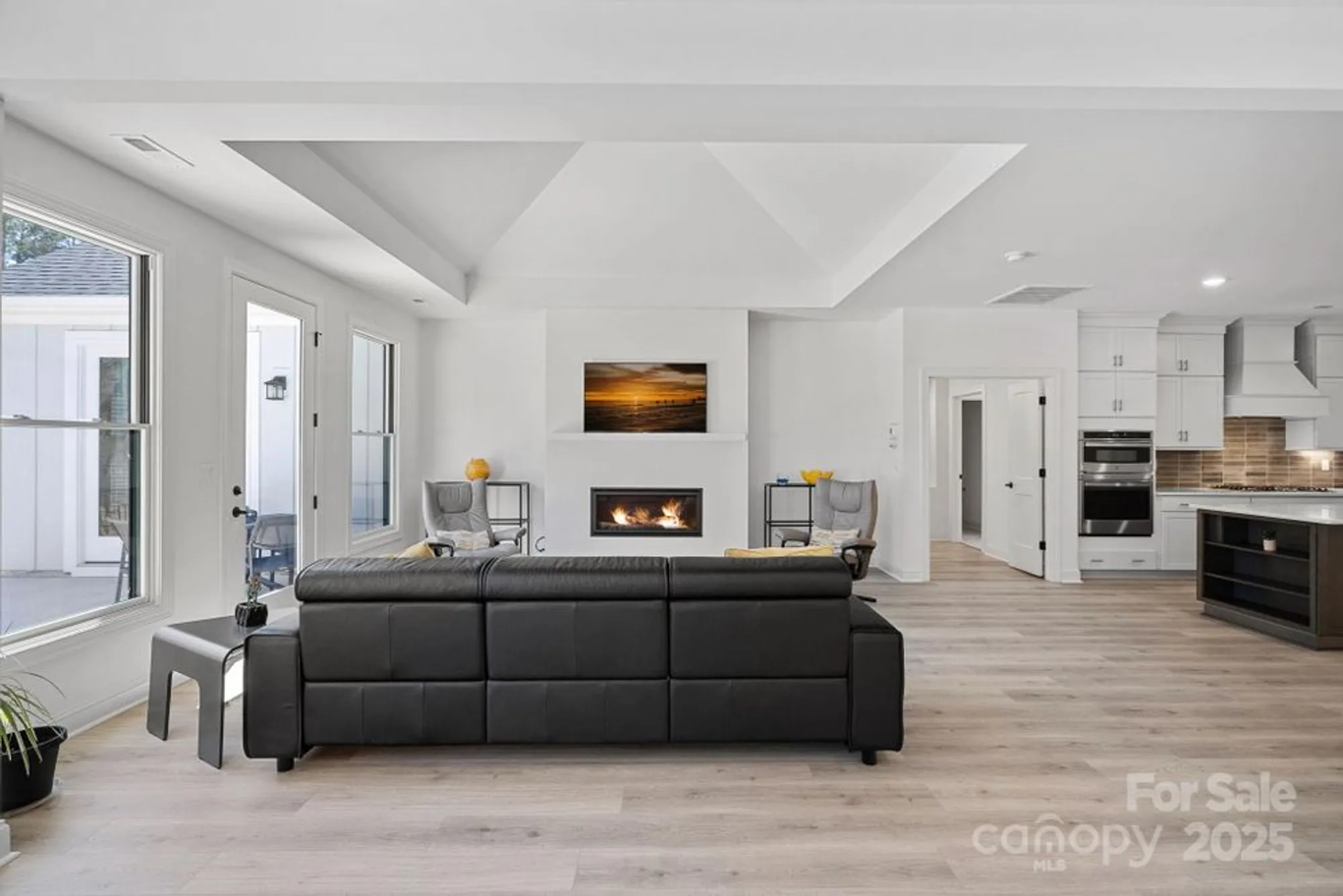 Property Slideshow image 17 of 39 | 218 alenda lux cir, Mooresville, NC, 28115