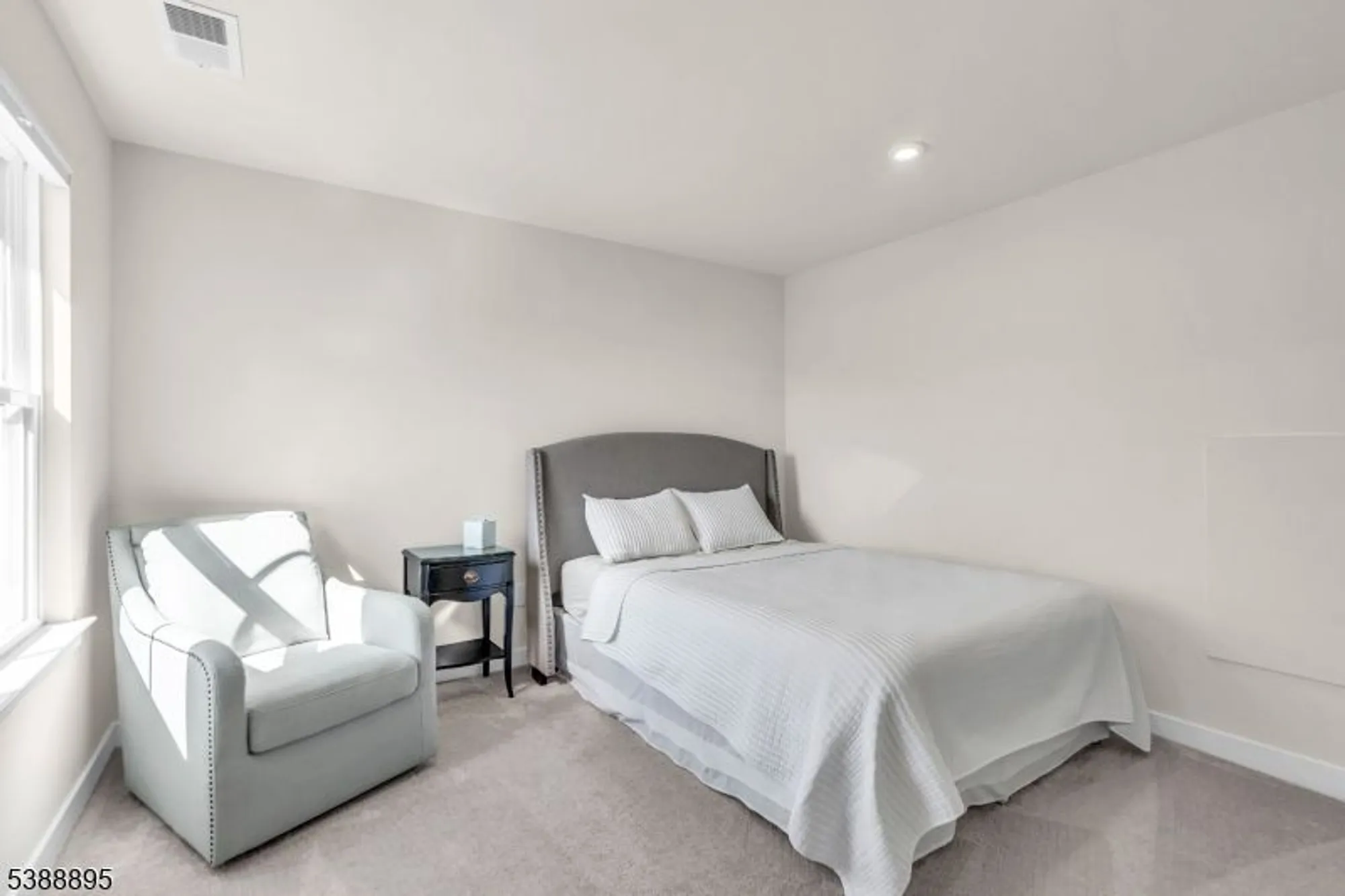 Property Slideshow image 14 of 24 | 11 sharp shinned ct, Washington, NJ, 07882