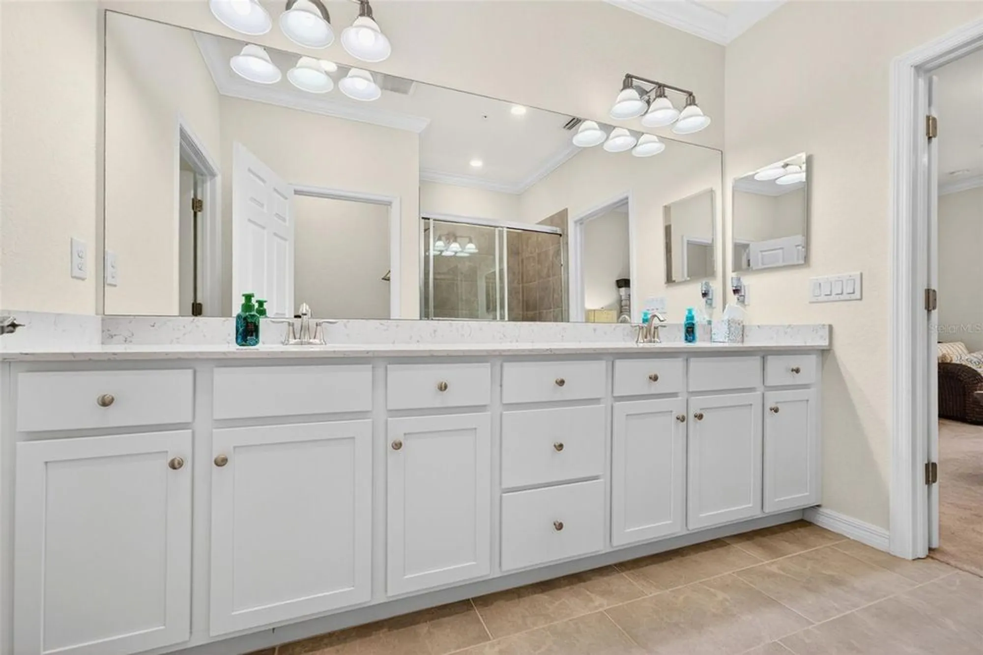 Property Slideshow image 41 of 91 | 10047 crooked creek dr 201, Venice, FL, 34293