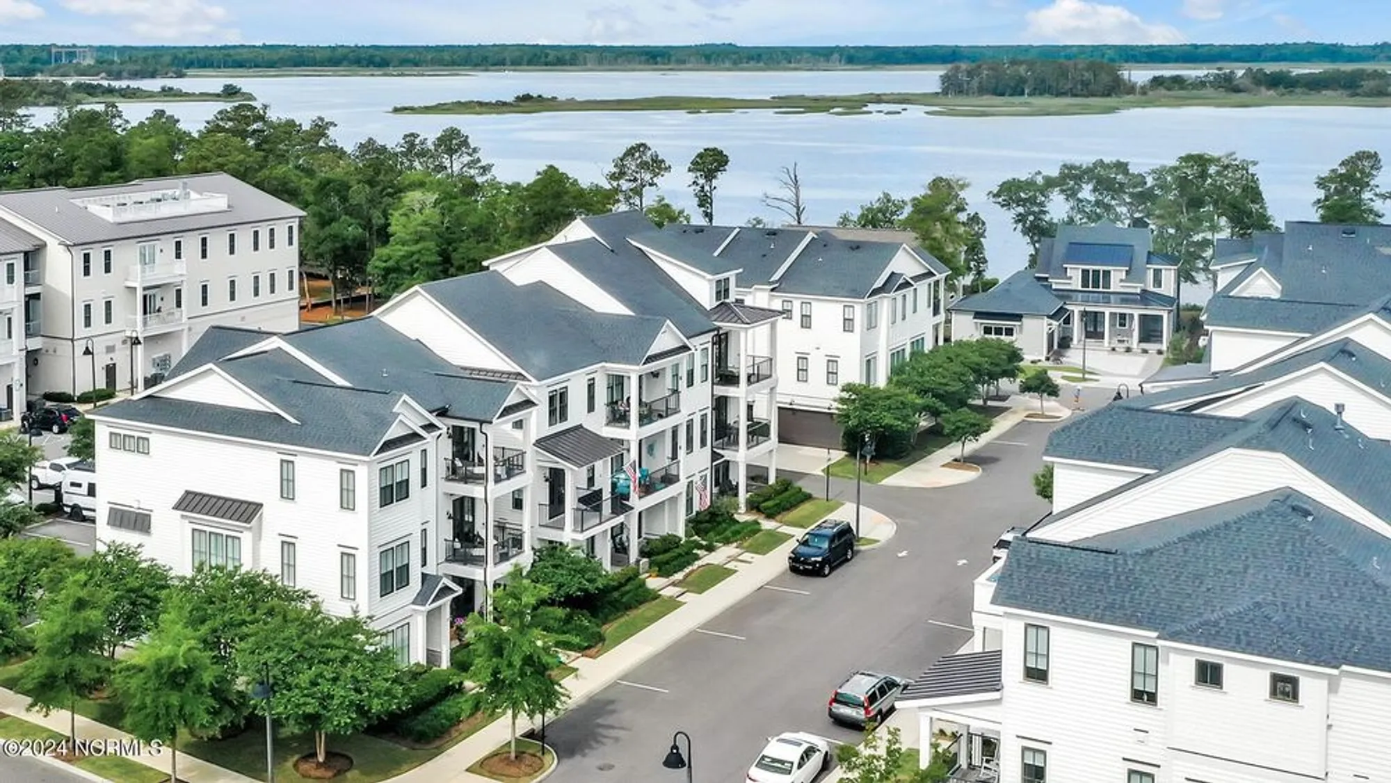Property Slideshow image 2 of 70 | 14 hobie run, Wilmington, NC, 28412