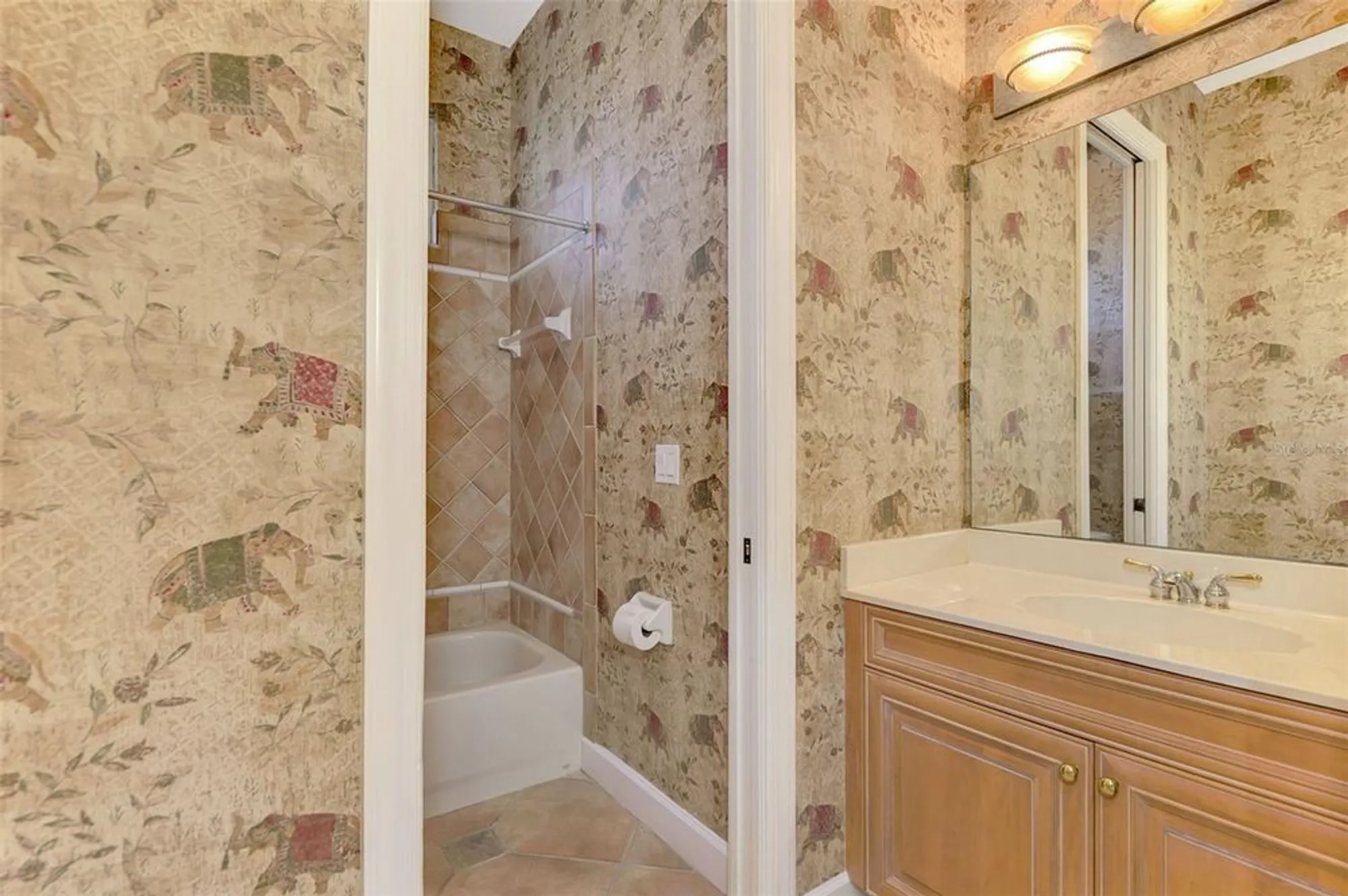 Property Slideshow image 43 of 89 | 3031 rivershore ln, Port Charlotte, FL, 33953