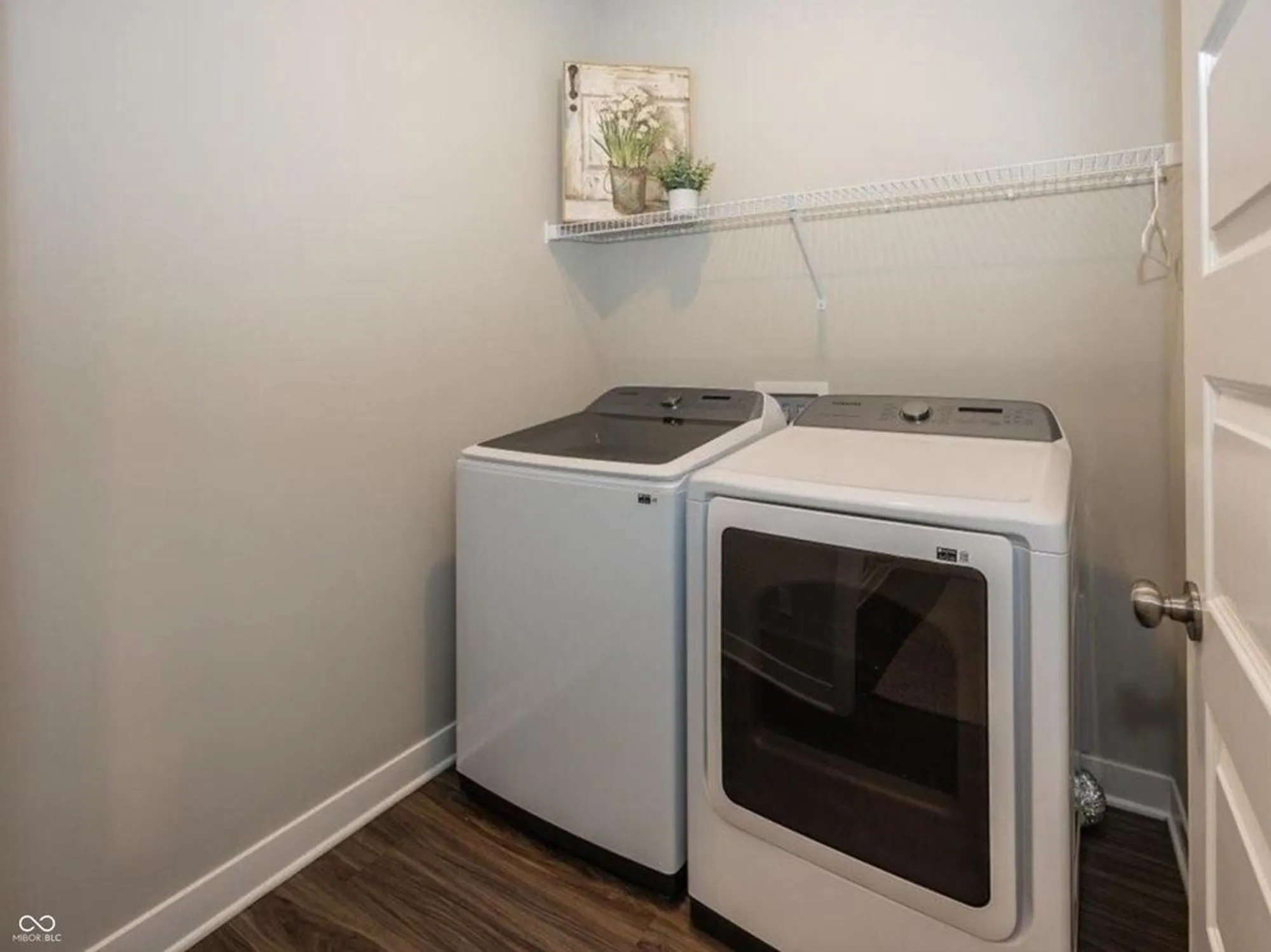 Property Slideshow image 22 of 28 | 5316 chambers ct, Mccordsville, IN, 46055