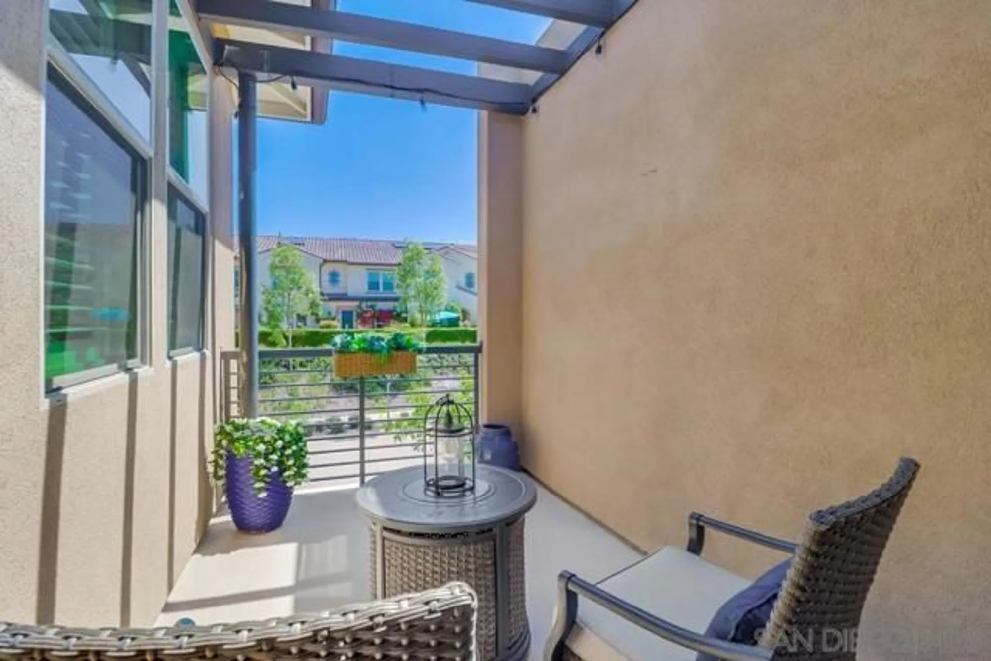 Property Slideshow image 15 of 40 | 16750 coyote bush dr unit 31, San Diego, CA, 92127