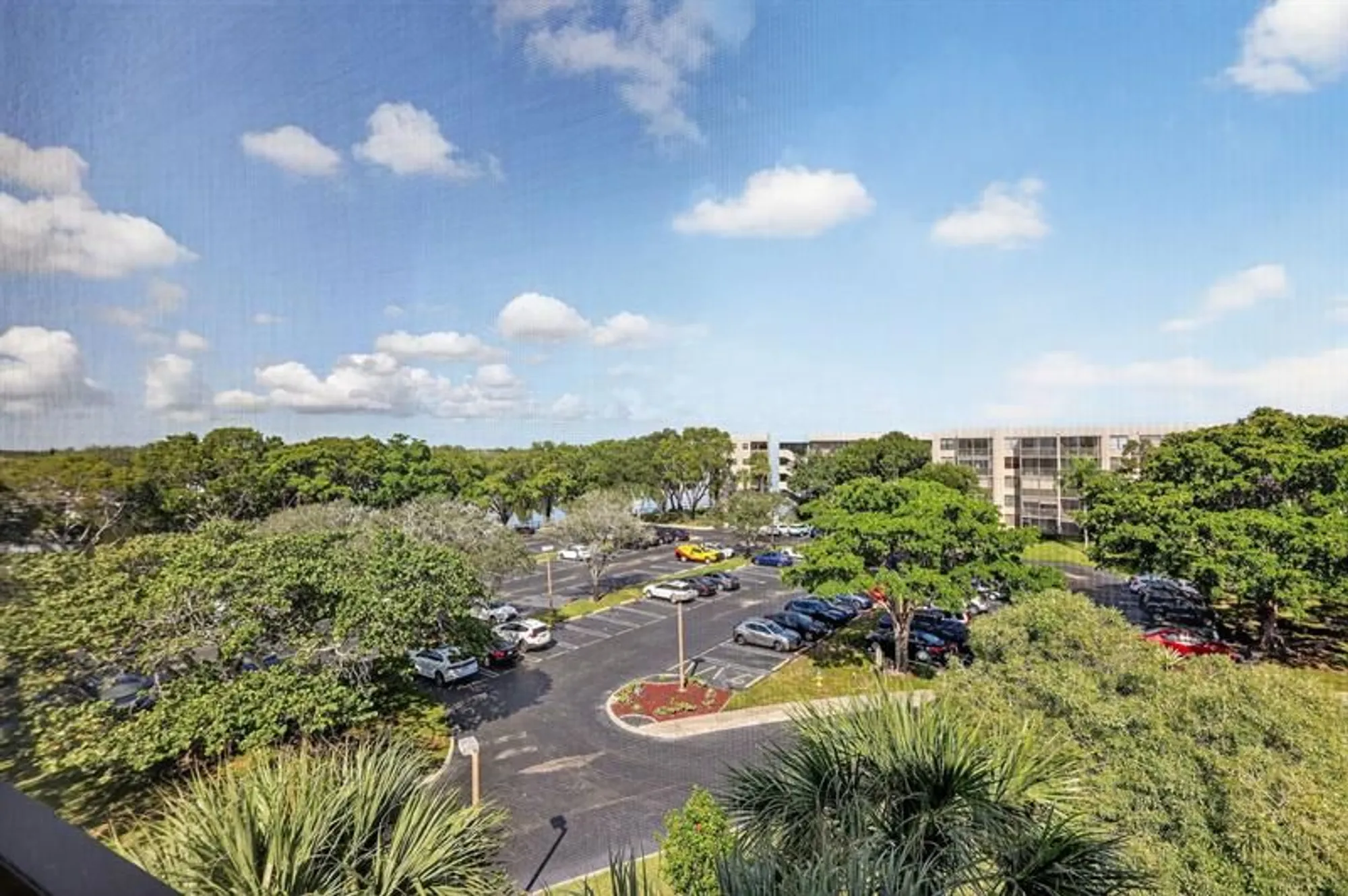 Property Slideshow image 44 of 52 | 1000 colony point cir 501, Pembroke Pines, FL, 33026