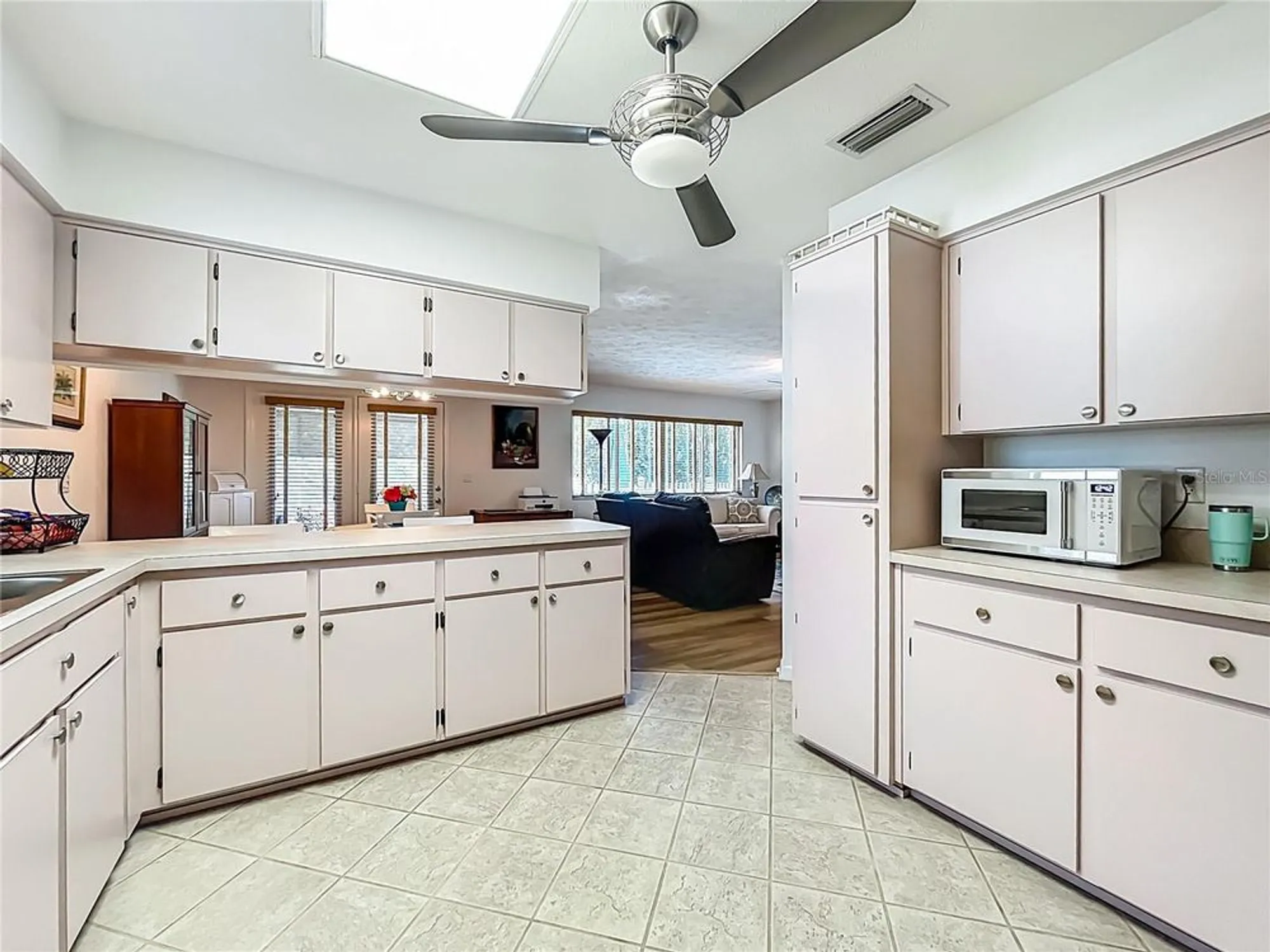 Property Slideshow image 24 of 61 | 26616 racquet cir, Leesburg, FL, 34748