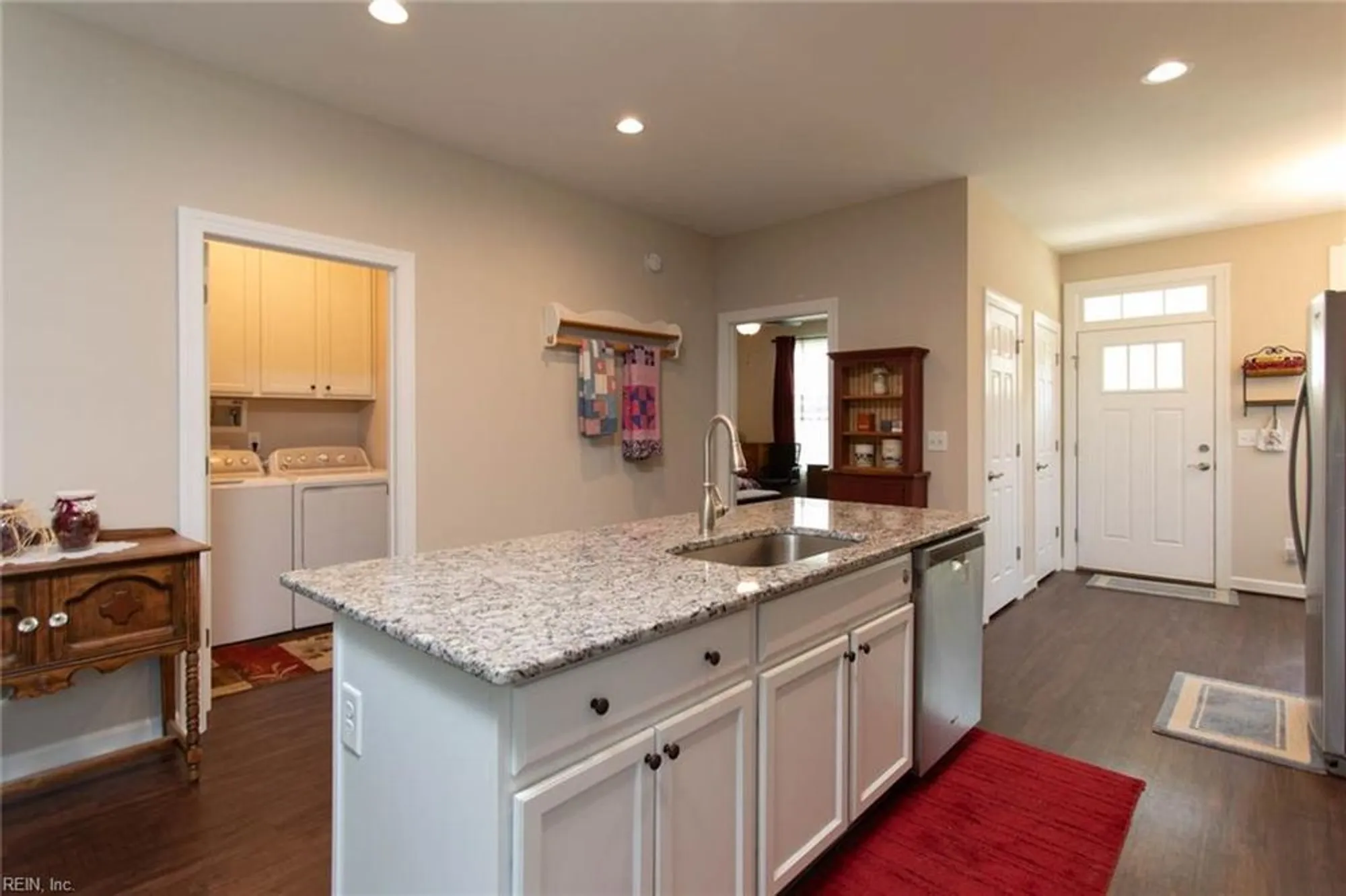 Property Slideshow image 7 of 50 | 200 durham st, Smithfield, VA, 23430