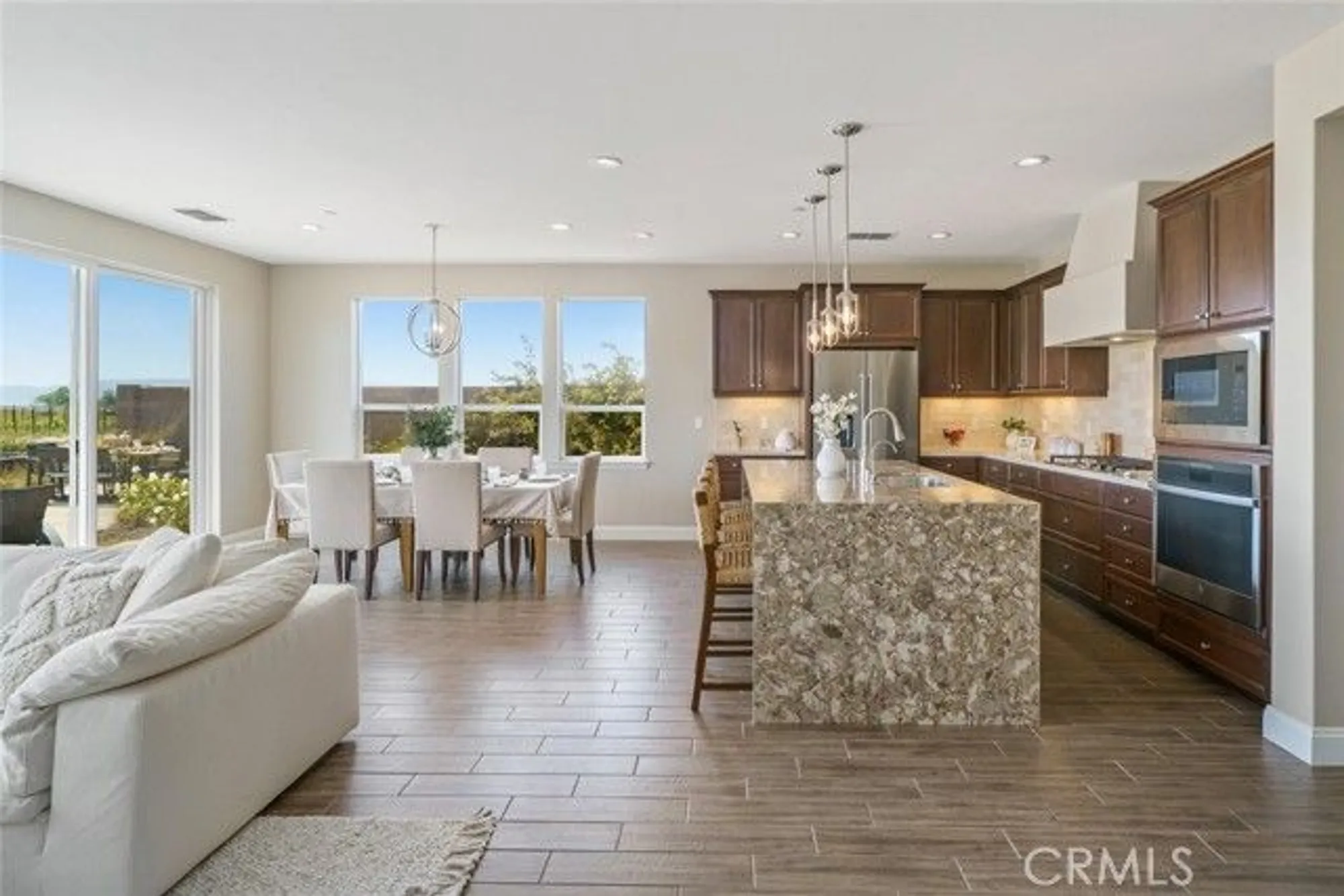 Property Slideshow image 8 of 75 | 1245 justin ln, Nipomo, CA, 93444