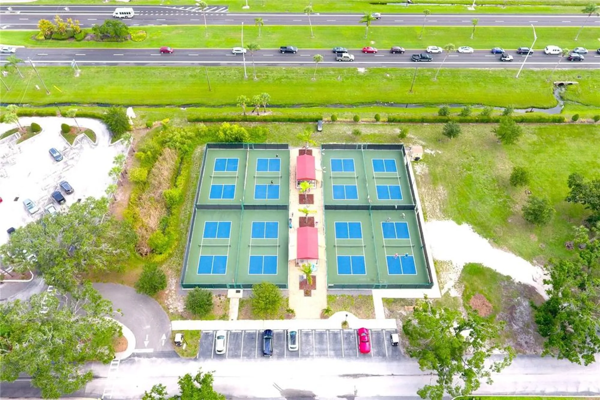 Property Slideshow image 33 of 40 | 101 cambridge trl apt 194, Sun City Center, FL, 33573