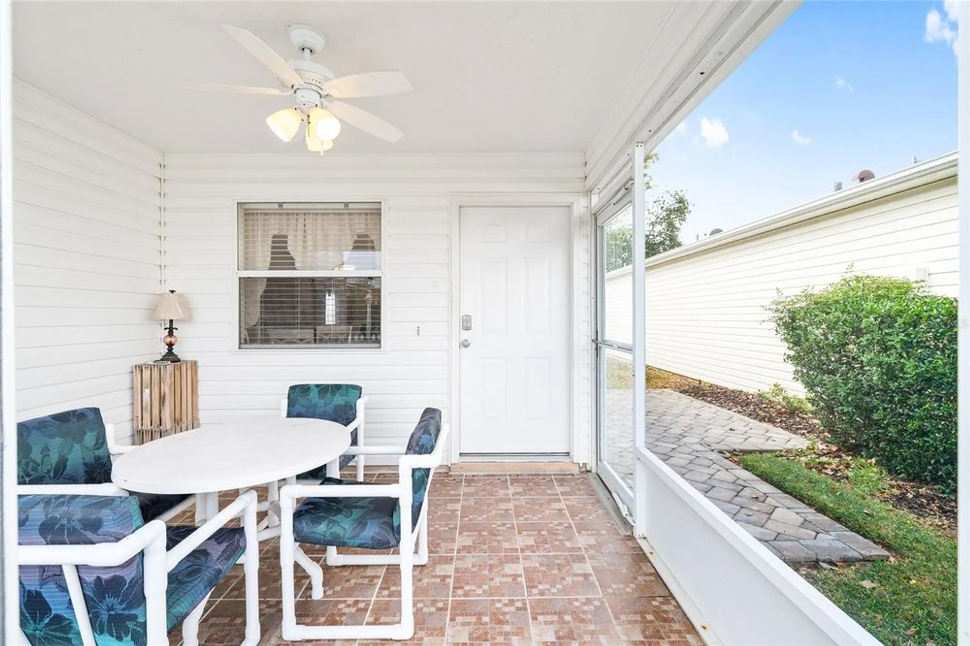 Property Slideshow image 9 of 47 | 1612 campos dr, The Villages, FL, 32162