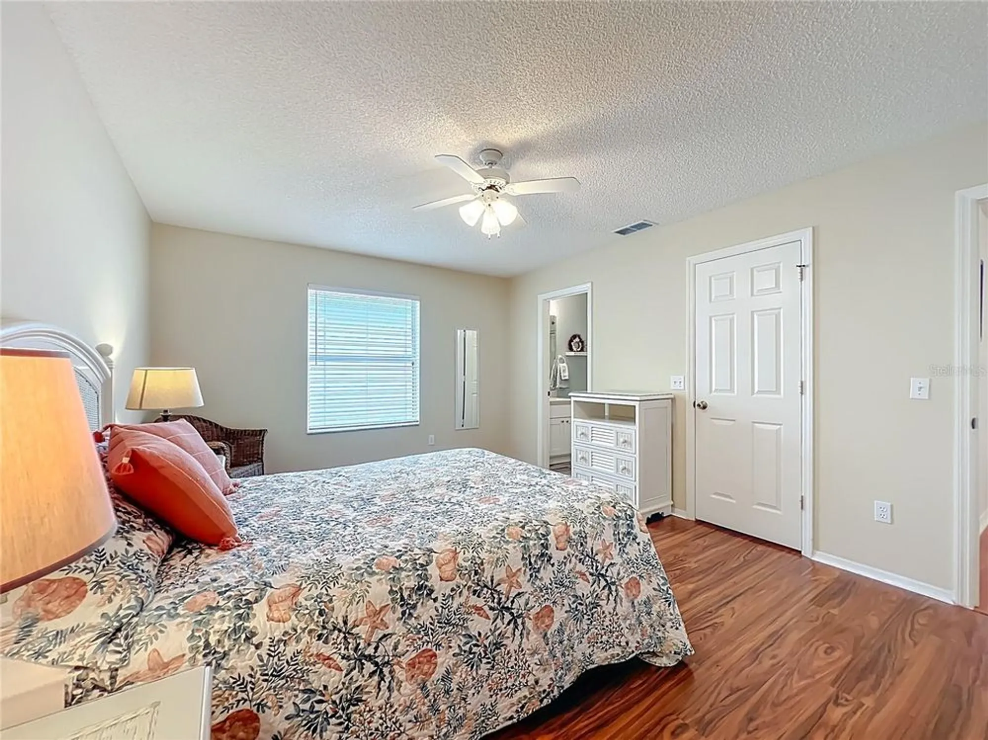 Property Slideshow image 24 of 37 | 1638 duran dr, The Villages, FL, 32162