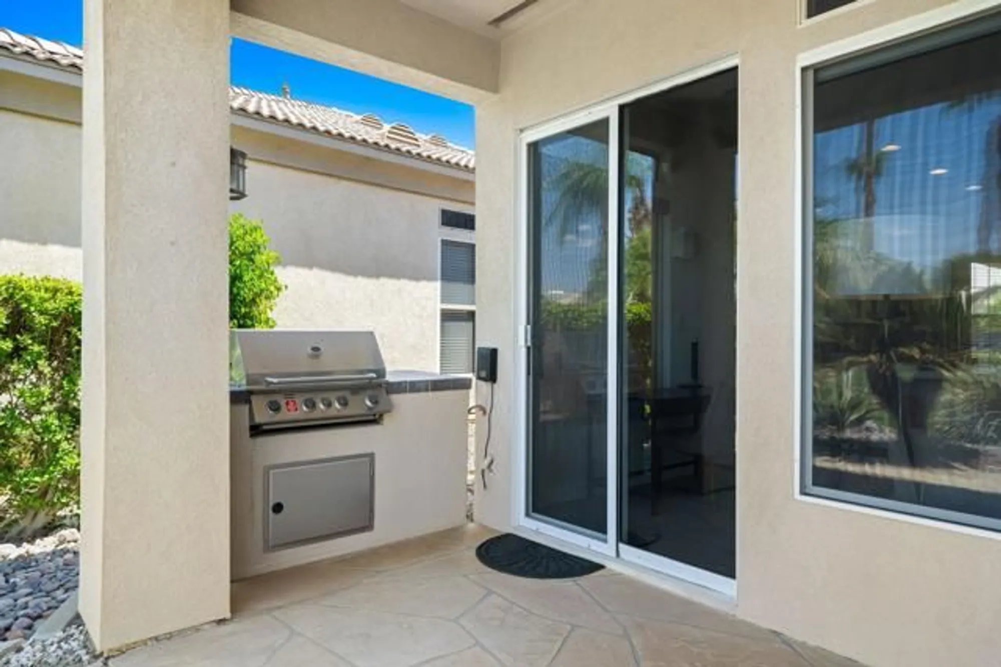 Property Slideshow image 29 of 44 | 80418 portobello dr, Indio, CA, 92201