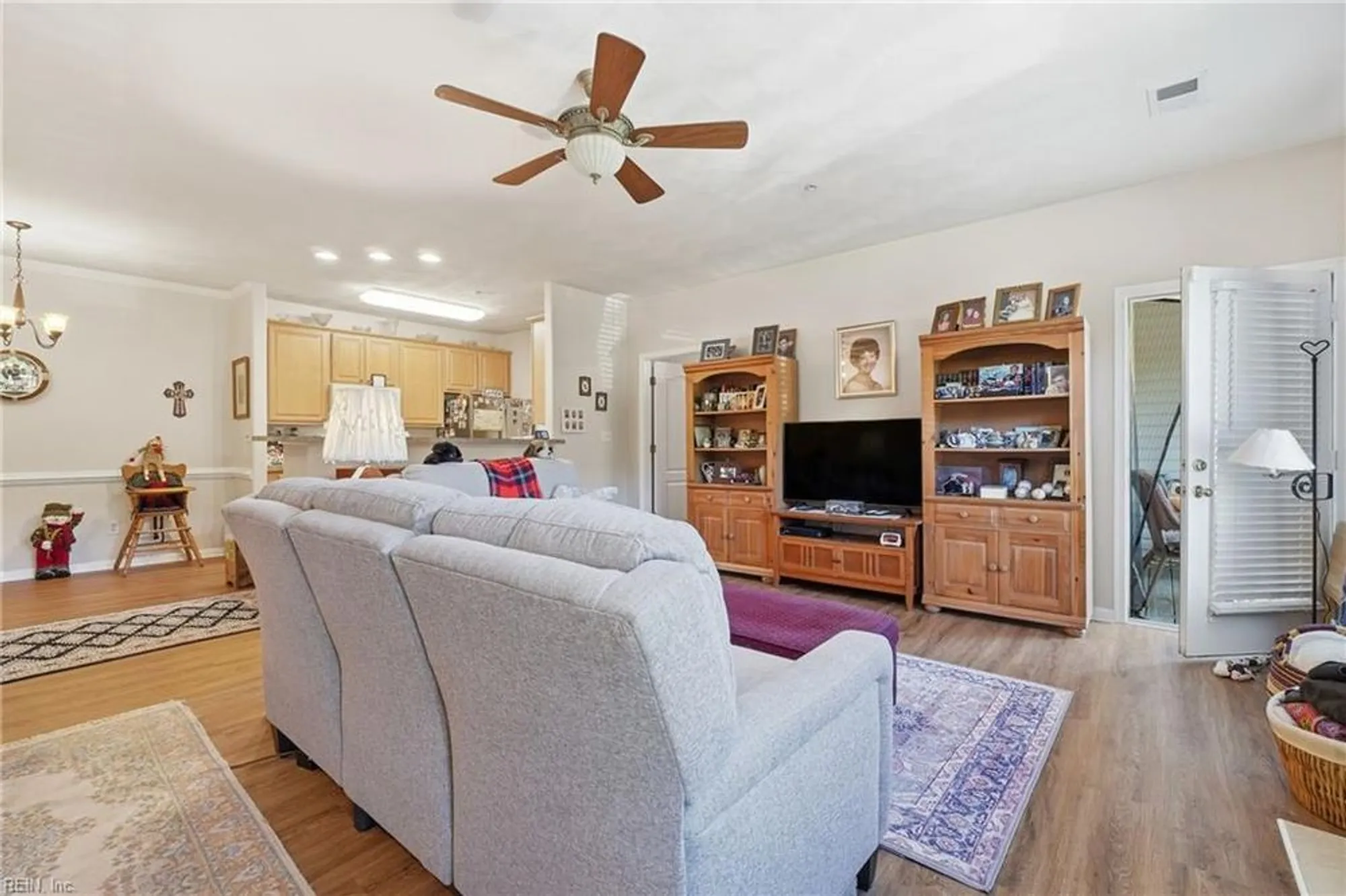 Property Slideshow image 10 of 34 | 2749 browning dr, Virginia Beach, VA, 23456