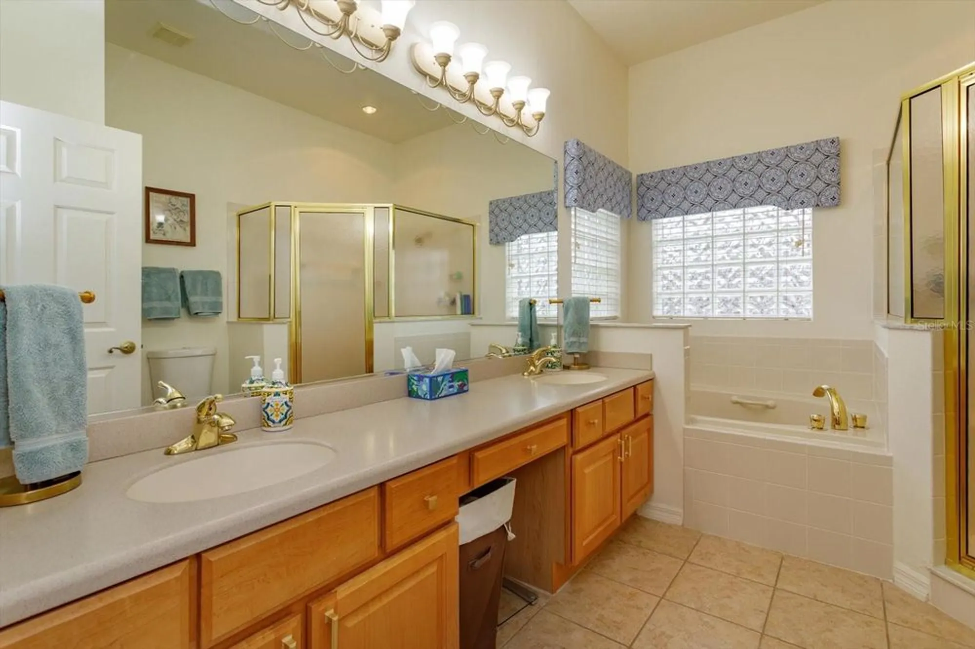 Property Slideshow image 20 of 30 | 5036 sawgrass lake cir, Leesburg, FL, 34748