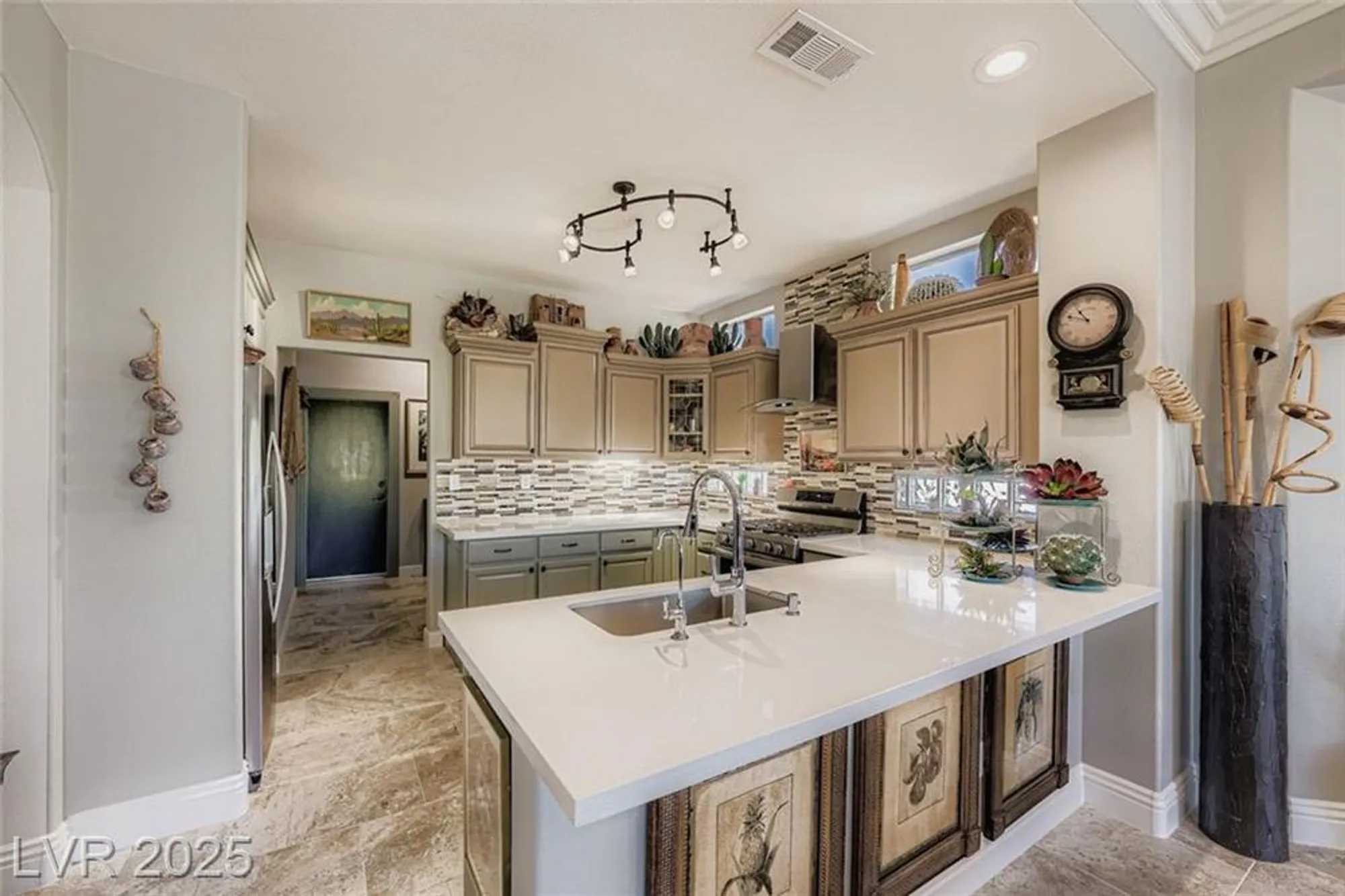 Property Slideshow image 7 of 28 | 9100 garden view dr, Las Vegas, NV, 89134