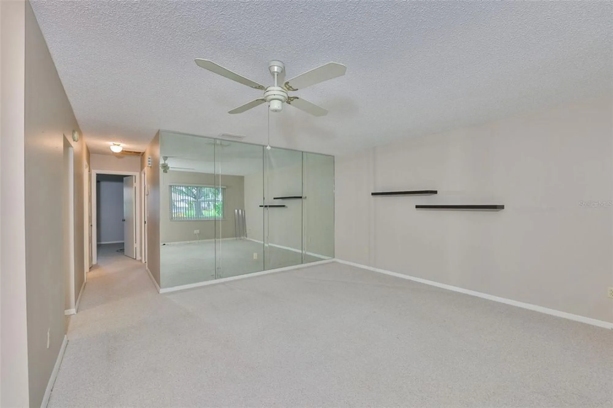 Property Slideshow image 5 of 36 | 2206 horsham pl, Sun City Center, FL, 33573