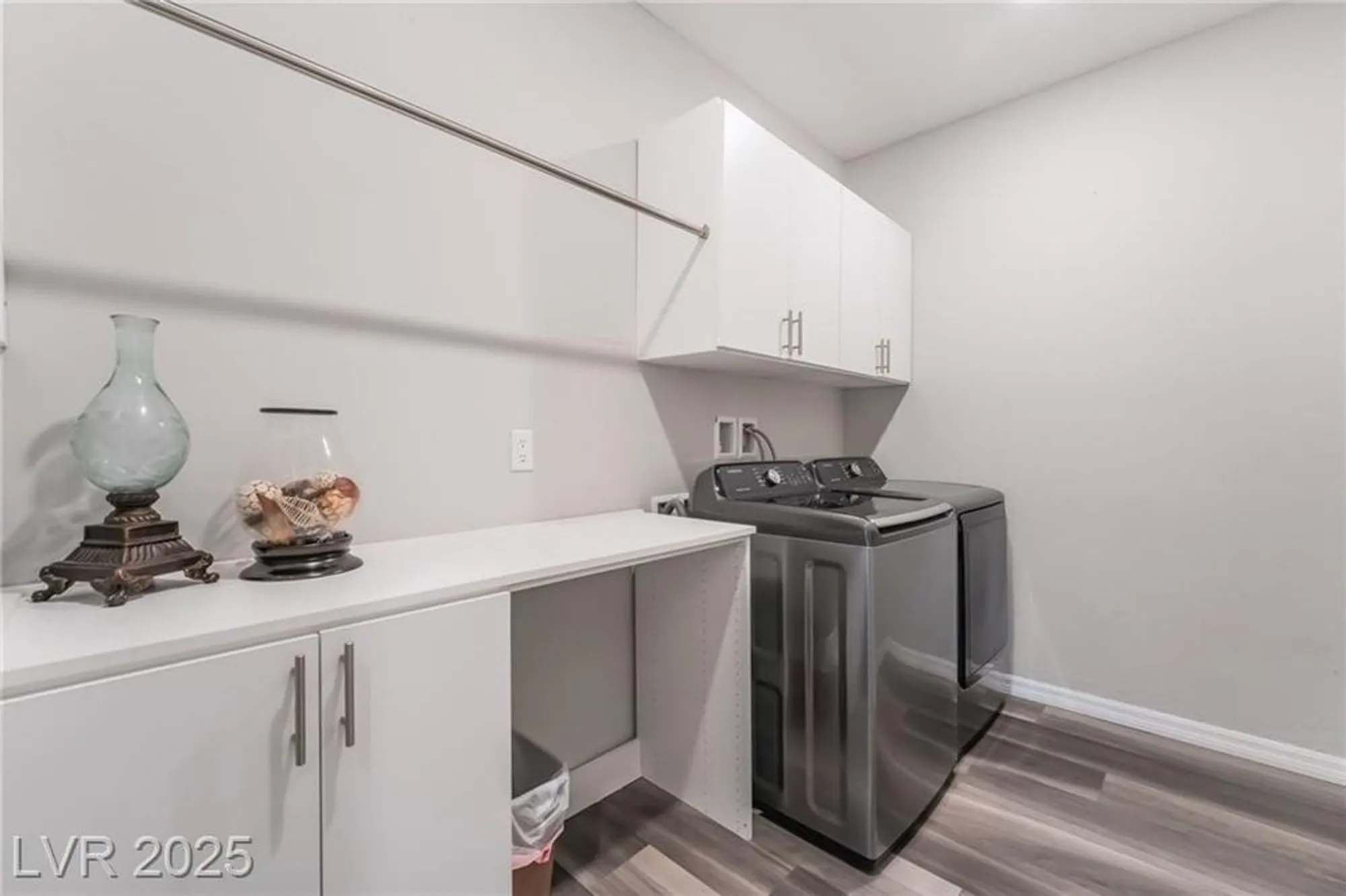 Property Slideshow image 32 of 44 | 15 arid crest ave, Henderson, NV, 89011